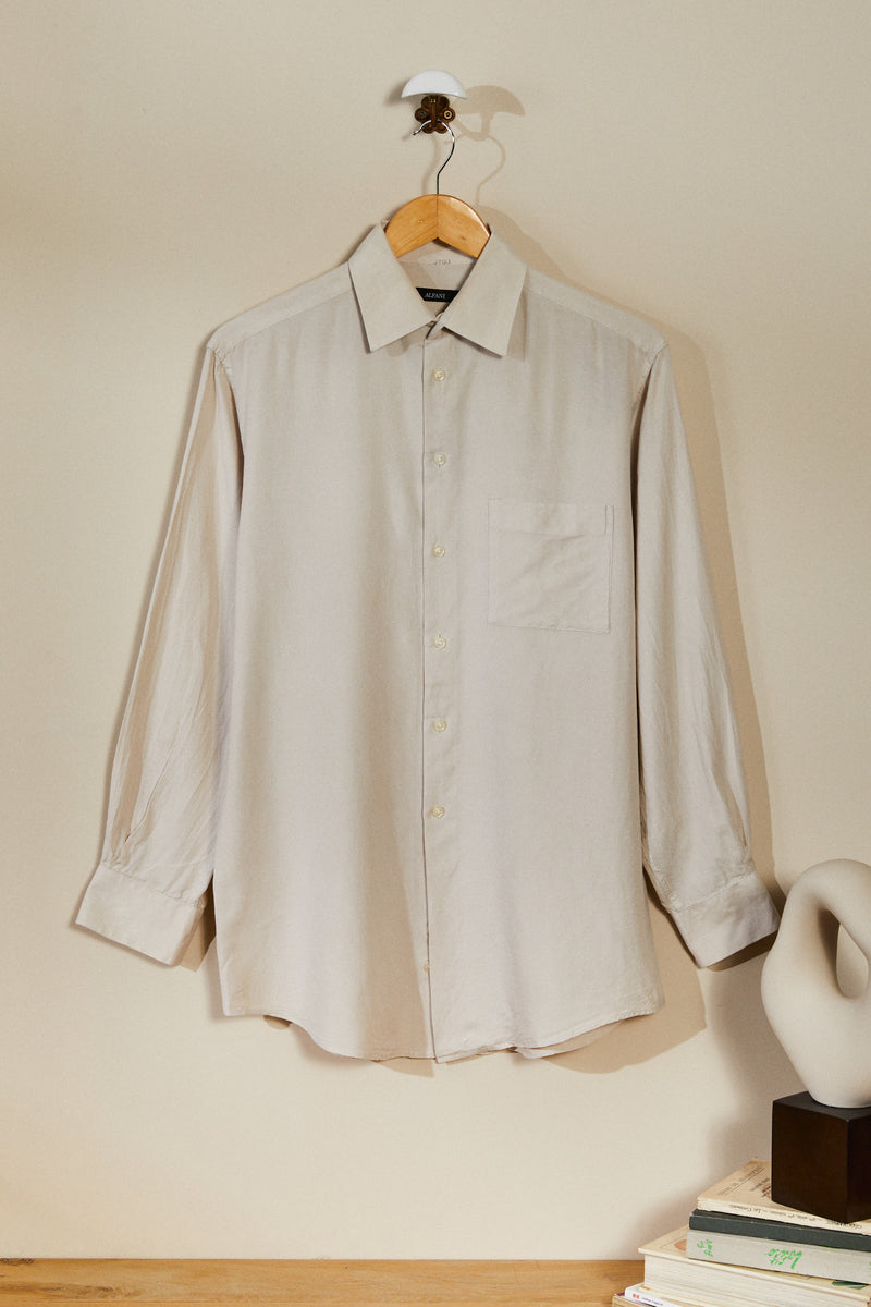 Chemise en soie écrue classique