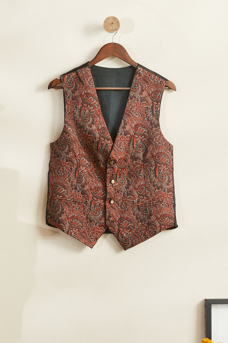 Burgundy iridescent jacquard jacket