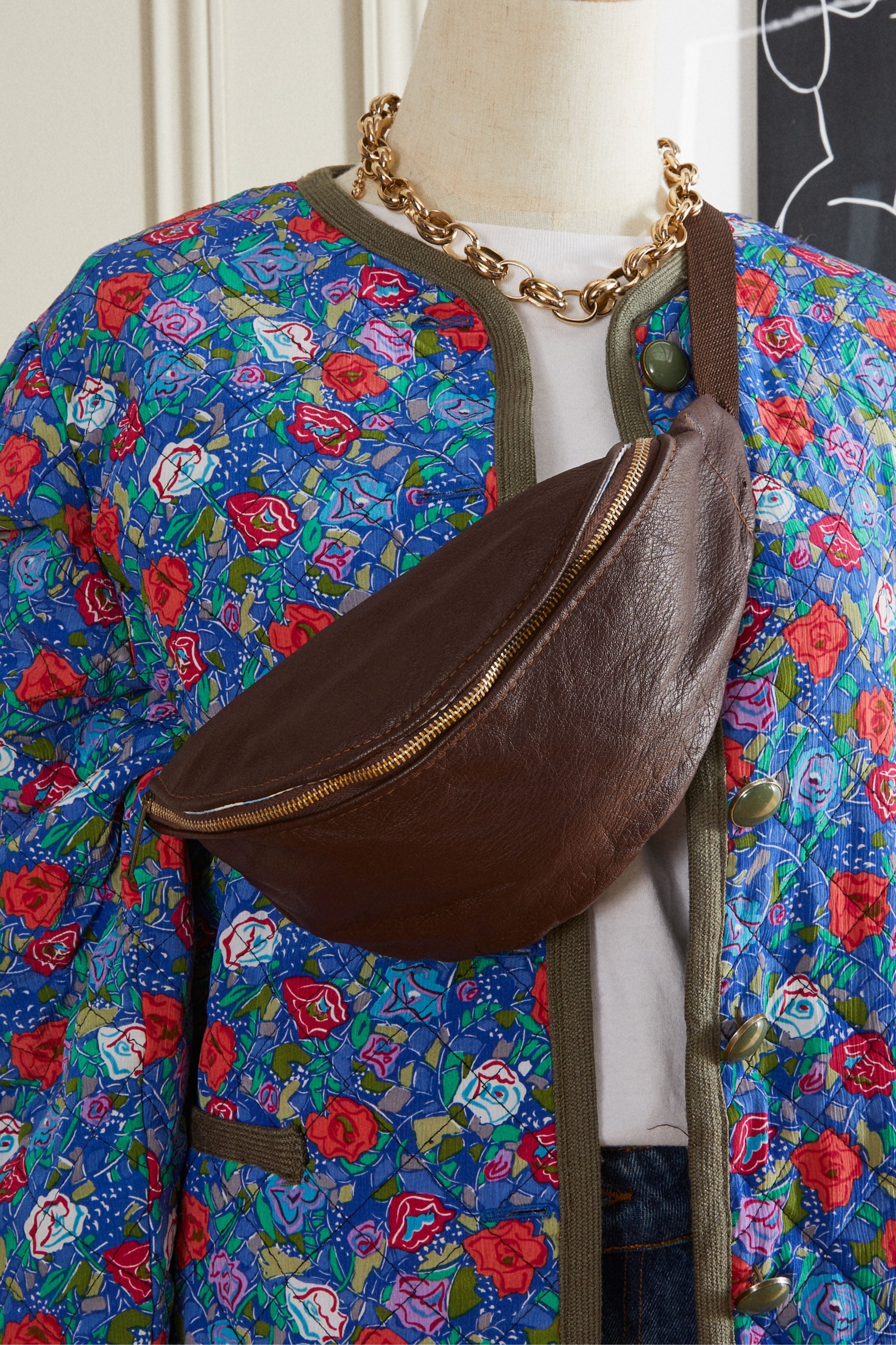 Veste matelassée à fleurs bleue