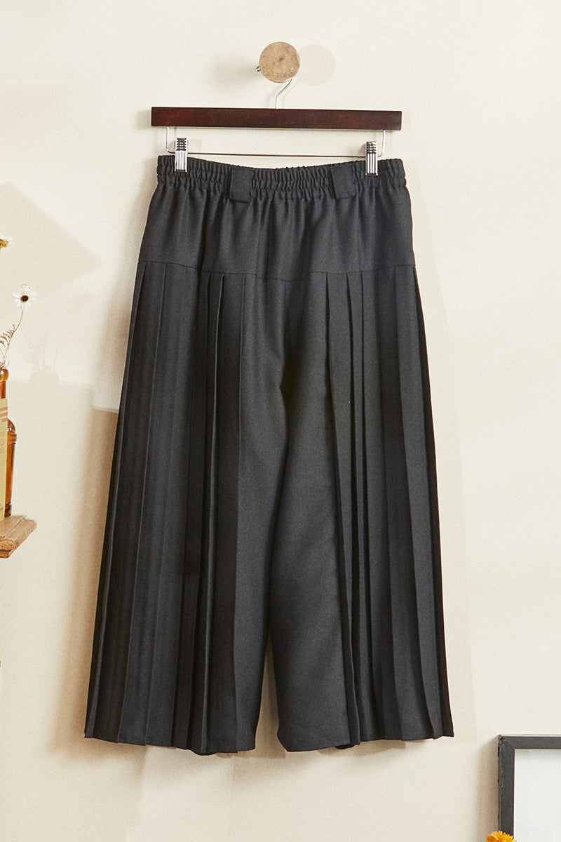 Black pleated culotte skirt