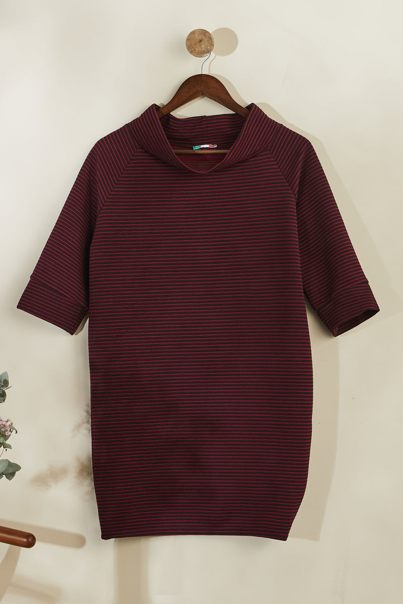 Short black and red striped dress