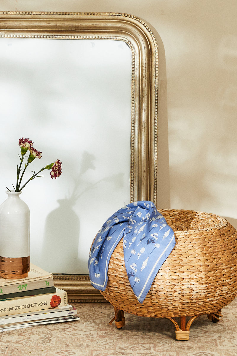 Printed silk scarf with blue tones flowers