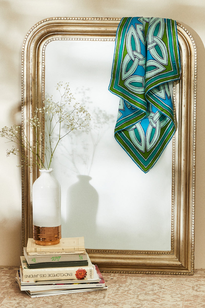Foulard en soie imprimé fantaisie vert