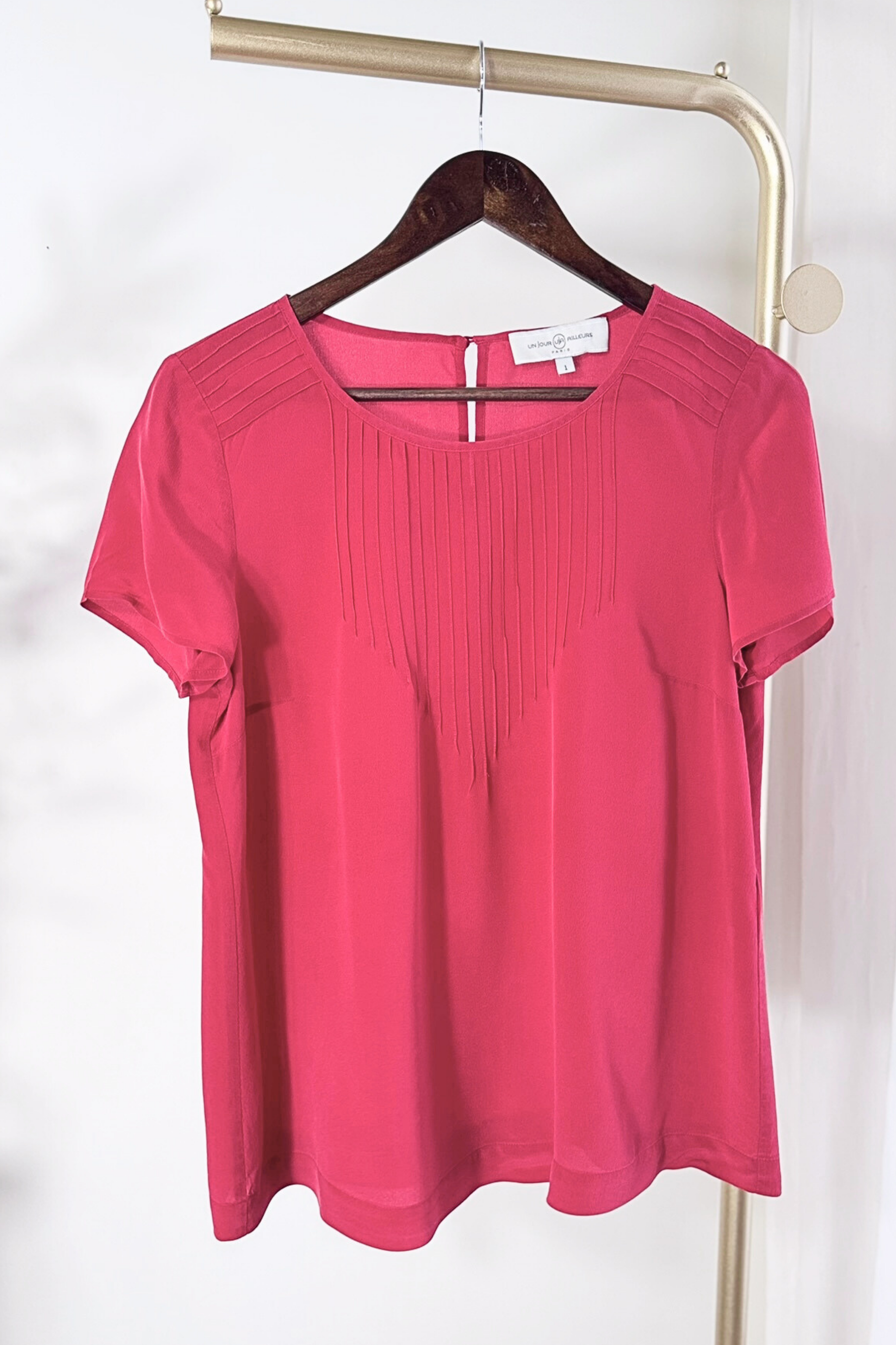 Blouse en soie plissée rouge