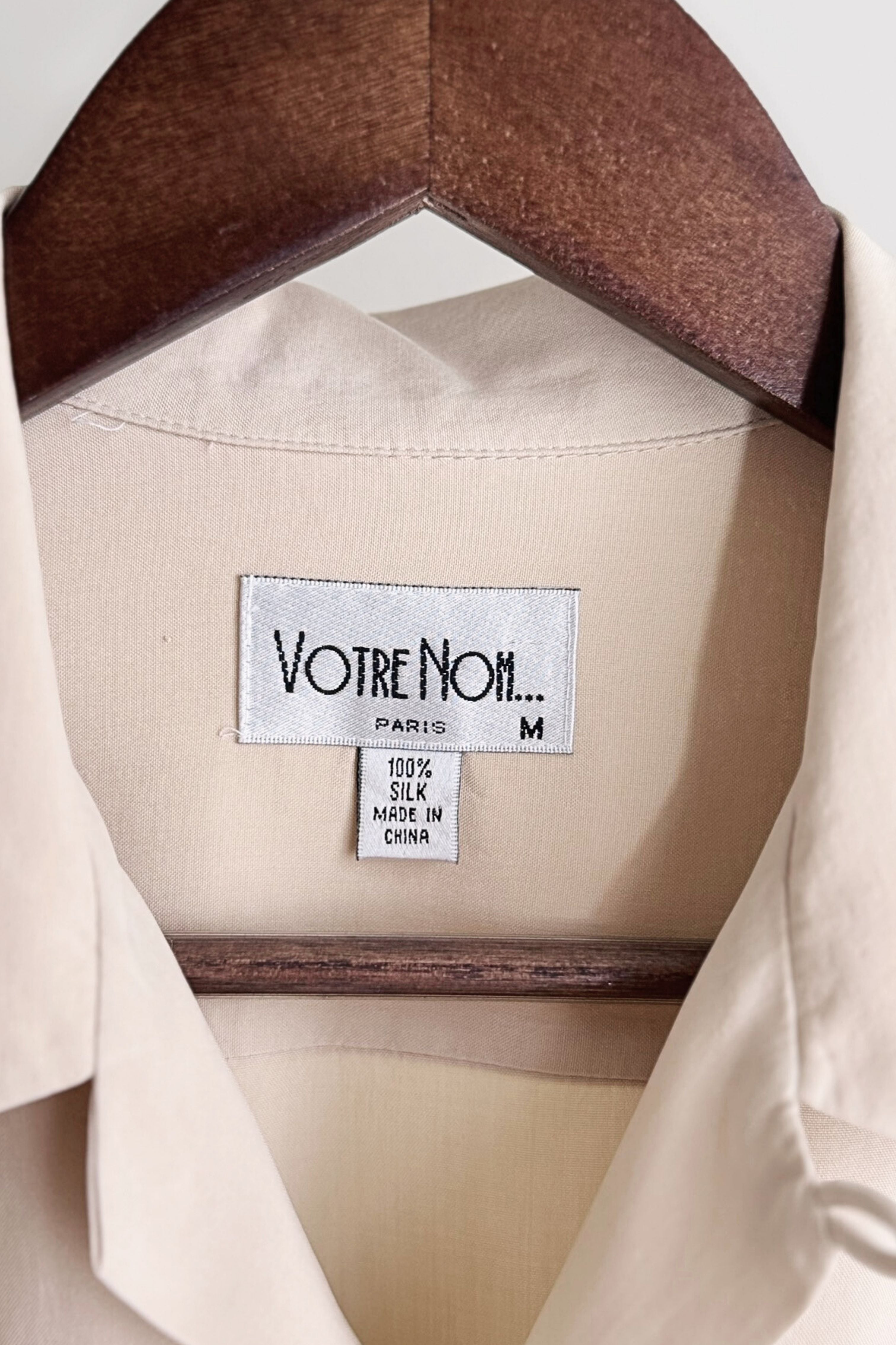Chemisier en soie classique fluide beige
