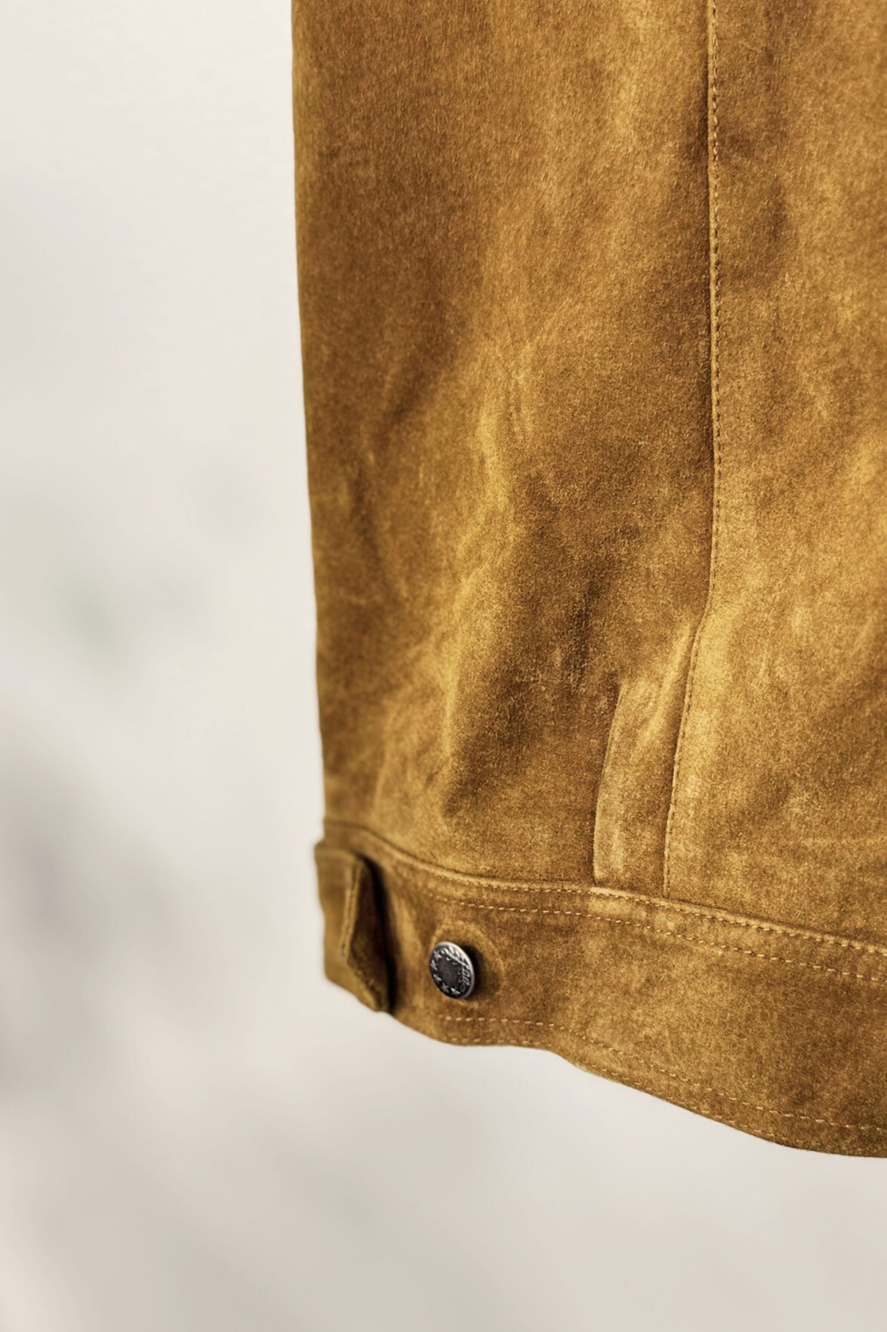 Veste sans manche large boutonné en daim marron