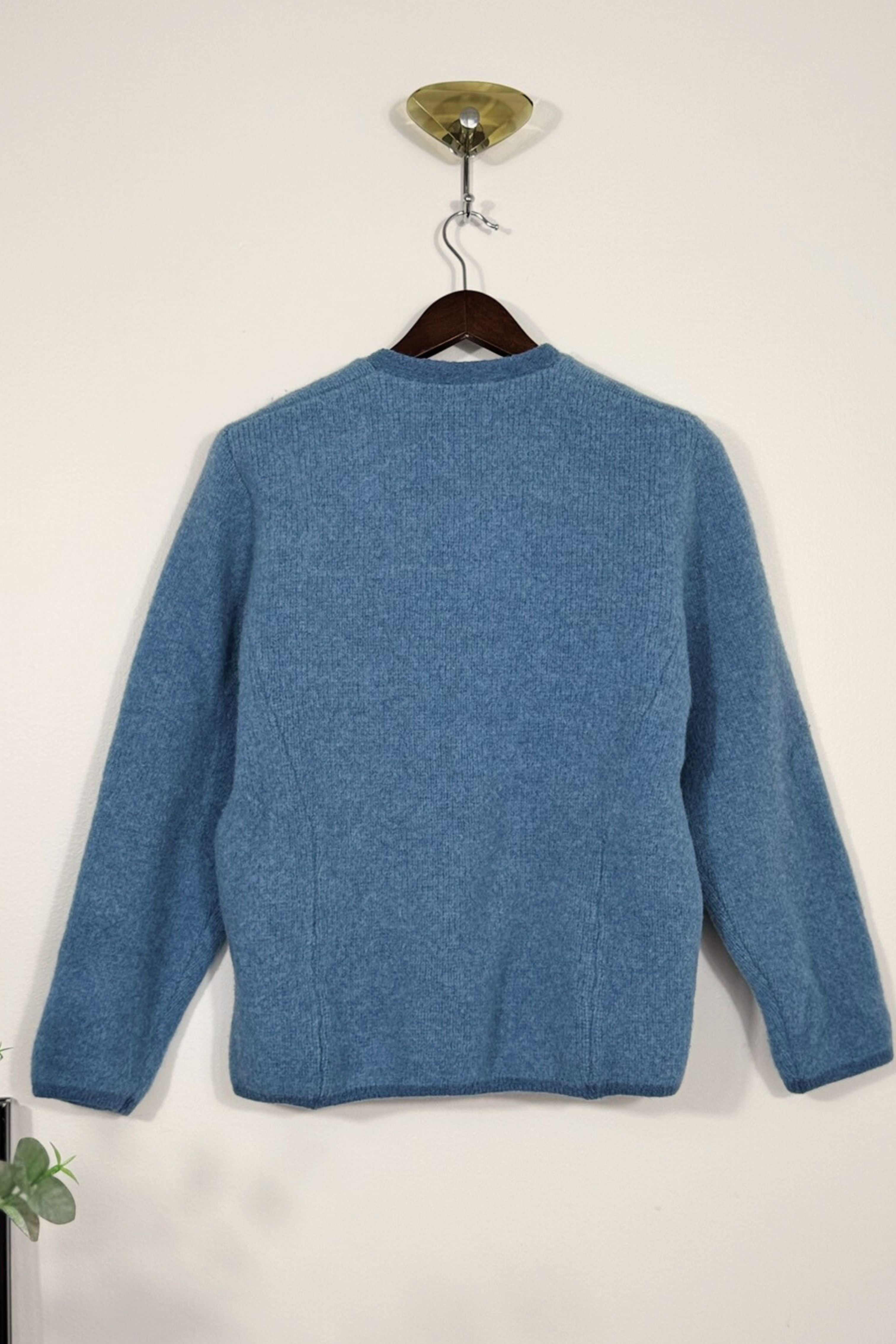 Veste autrichienne en laine bleu ciel