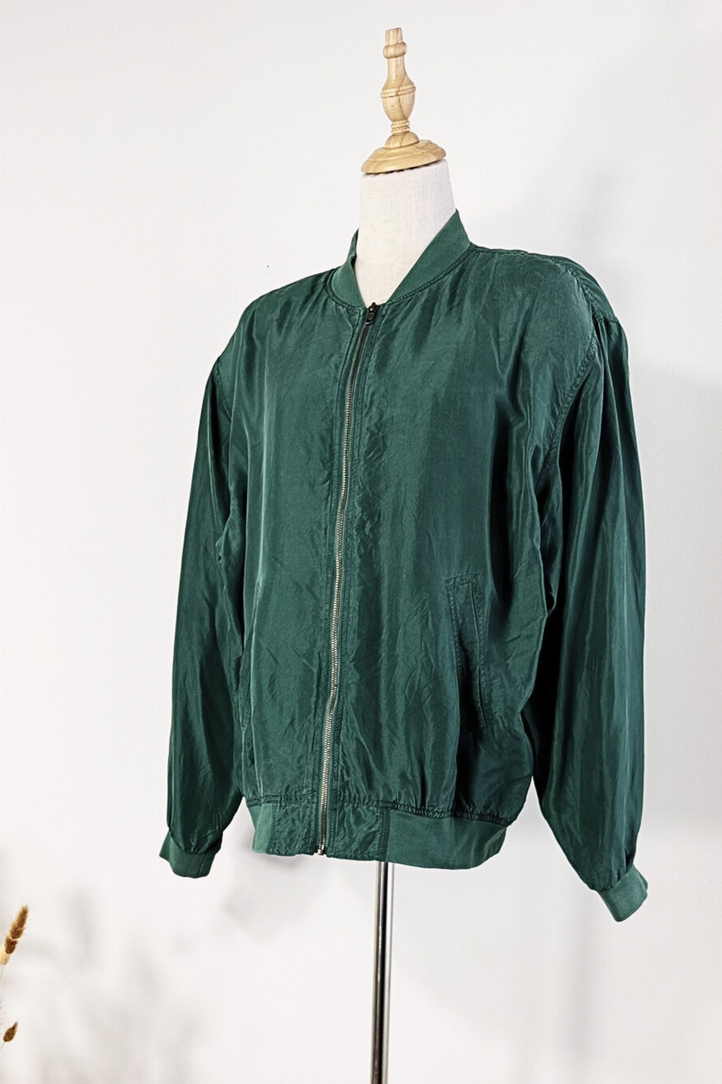 Veste bomber en soie verte