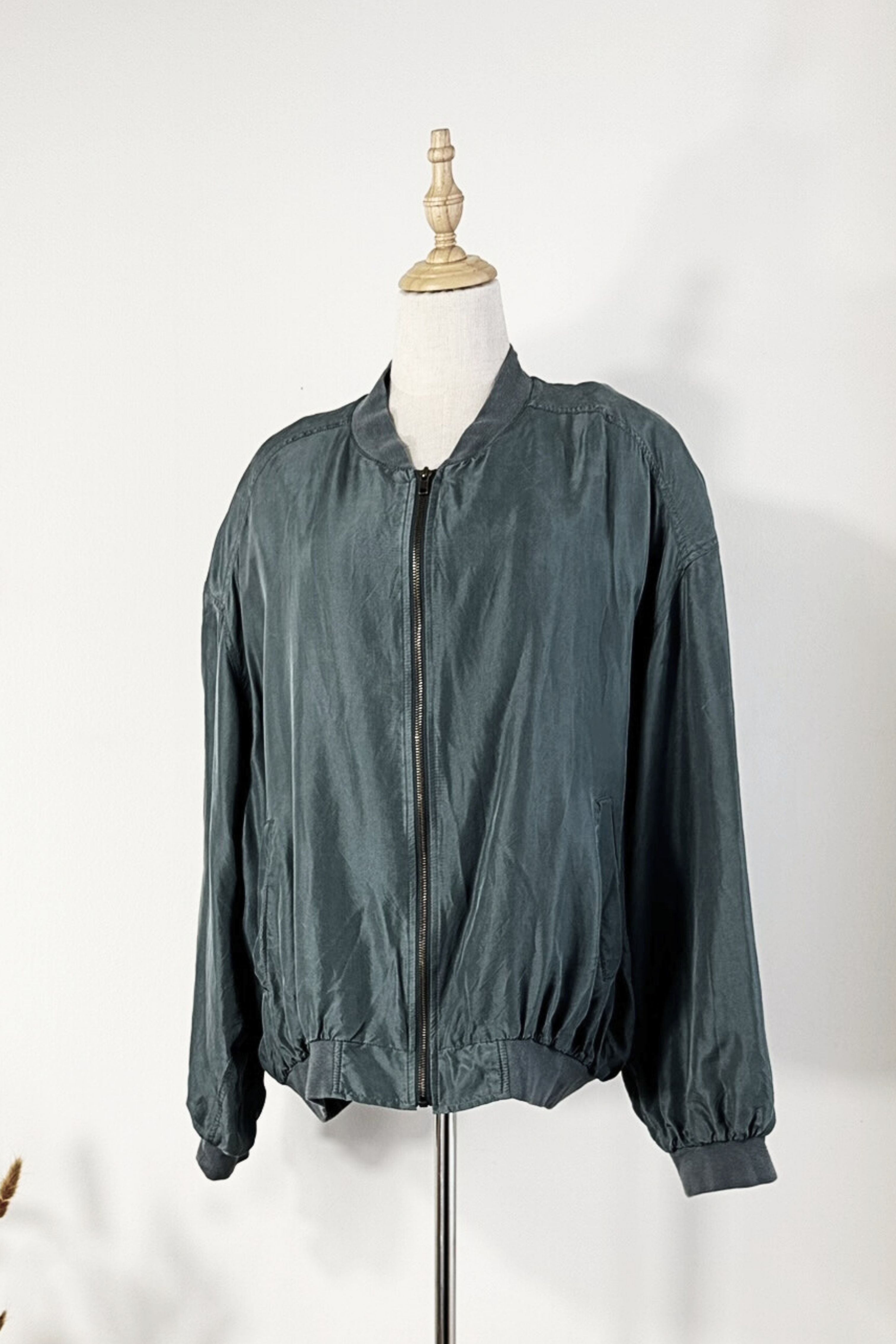 Veste bomber oversize en soie kaki