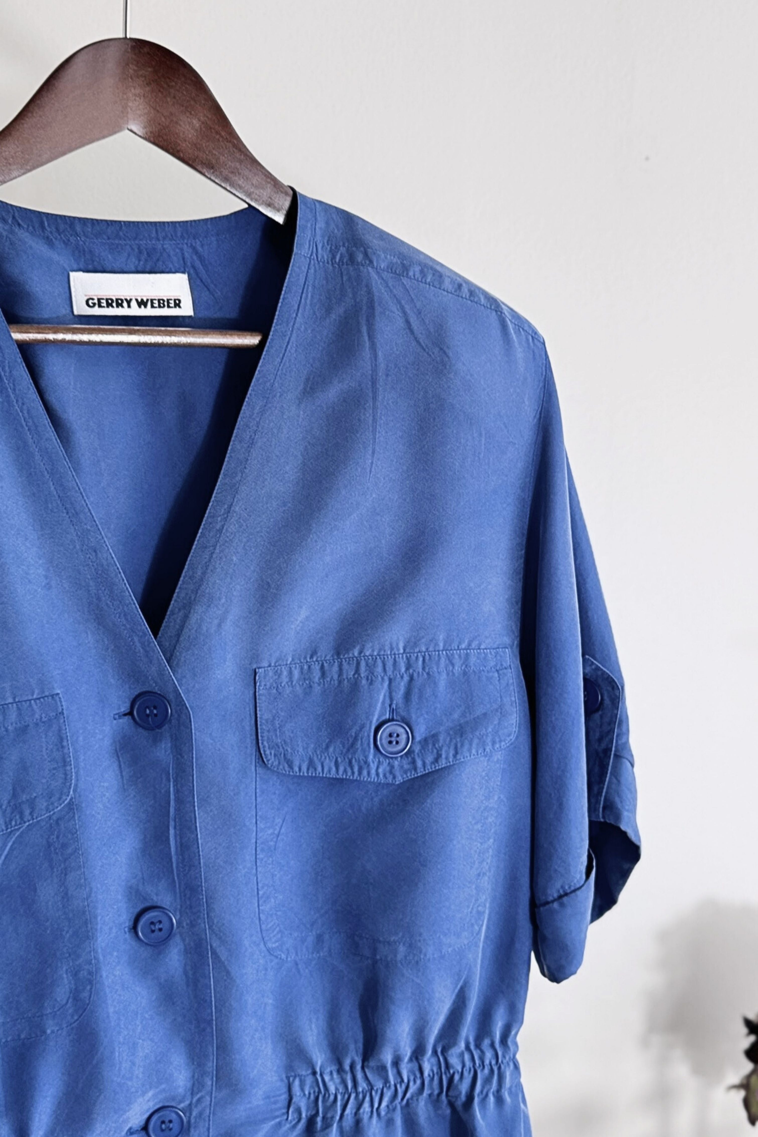 Veste saharienne en soie bleu électrique