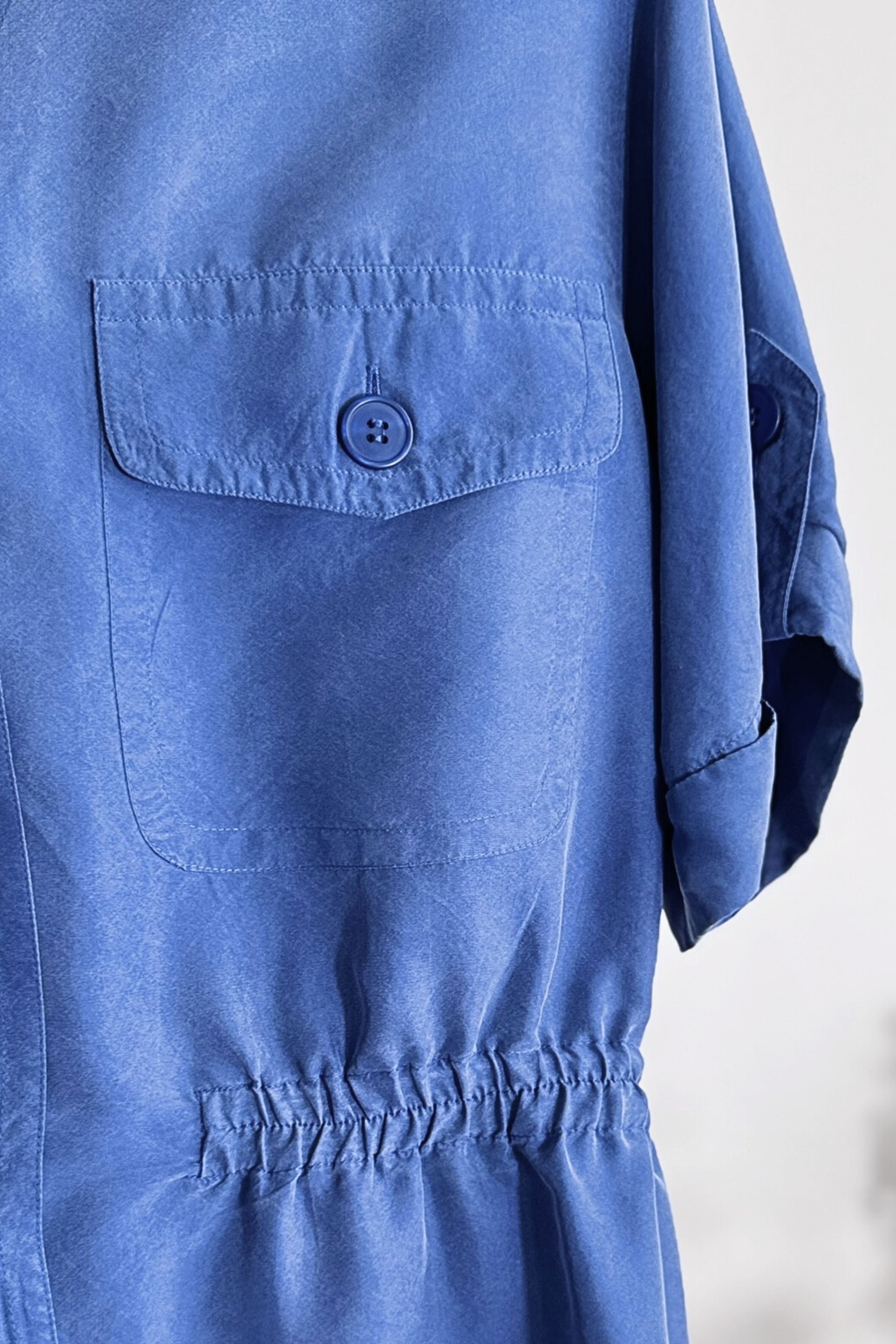 Veste saharienne en soie bleu électrique