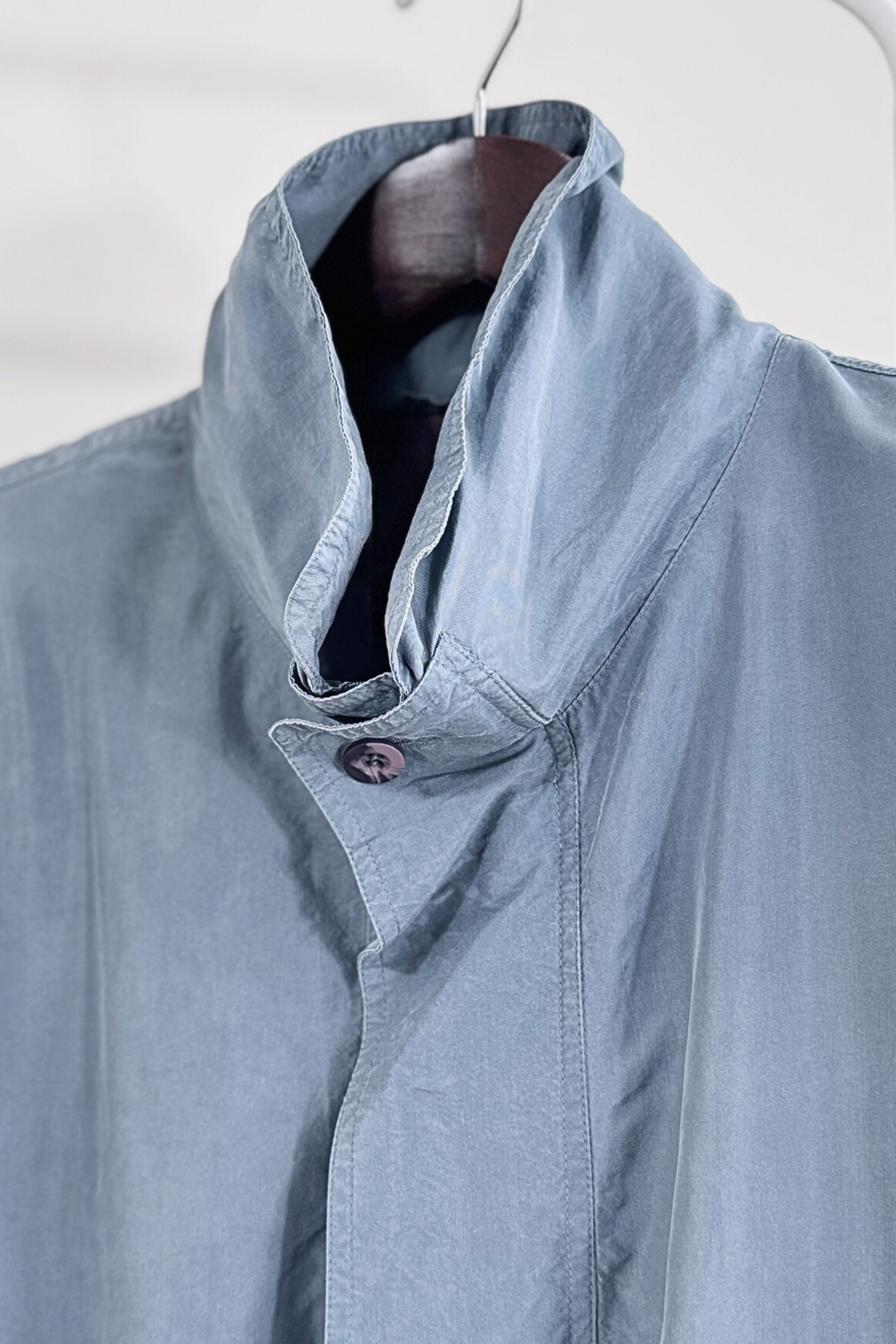 Veste bomber en soie bleu gris