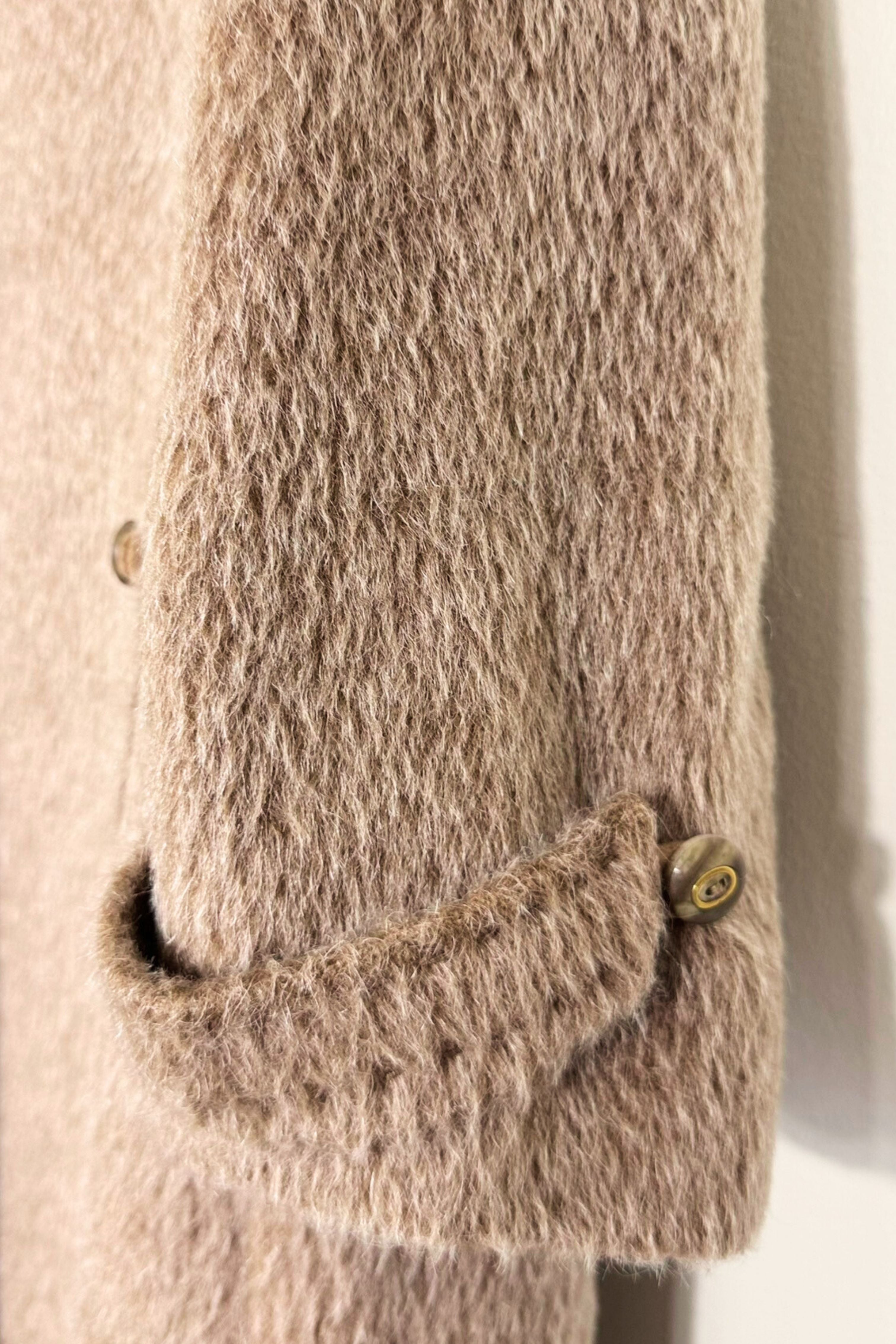 Manteau long en laine vierge beige