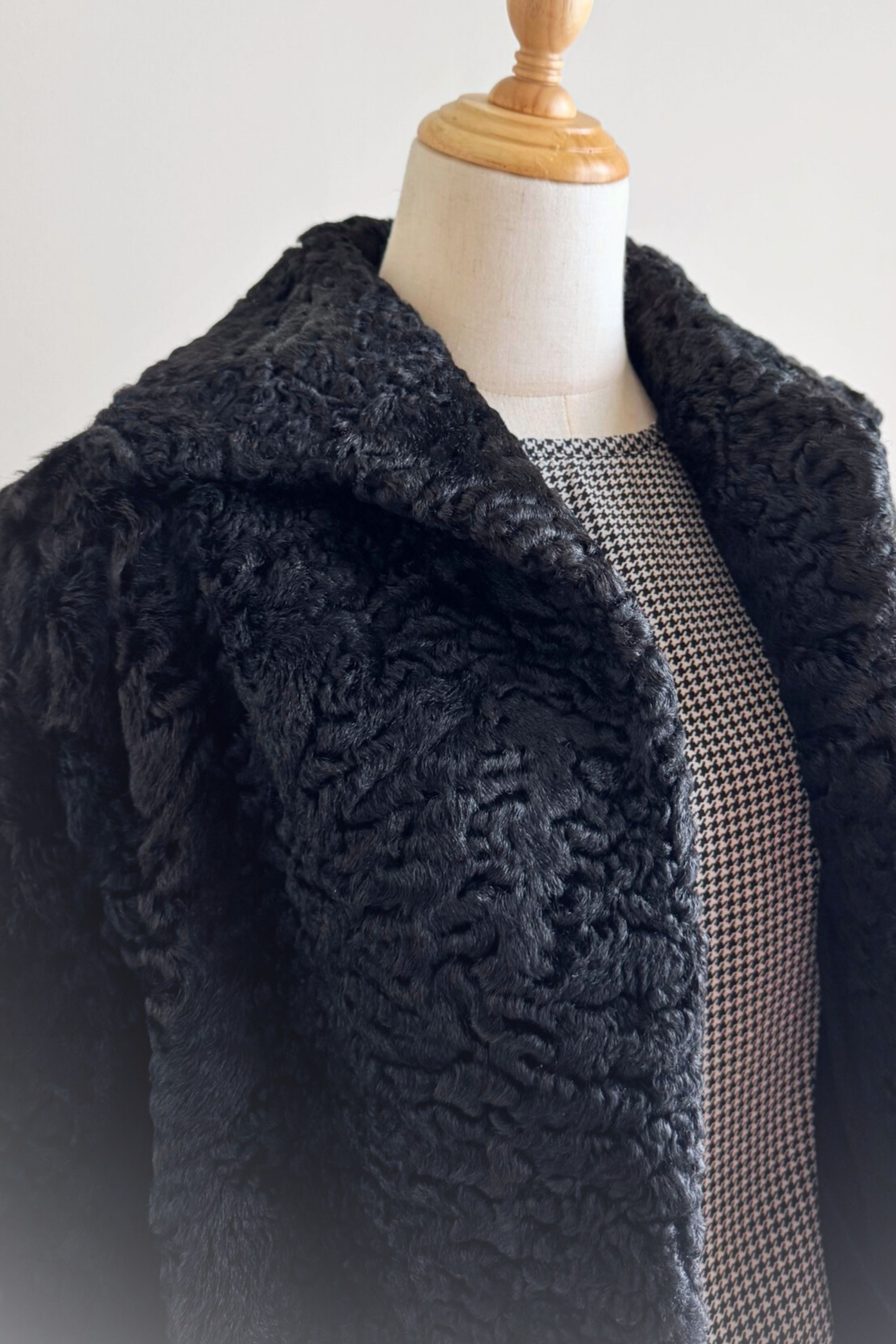 Veste fourrure astrakan noire