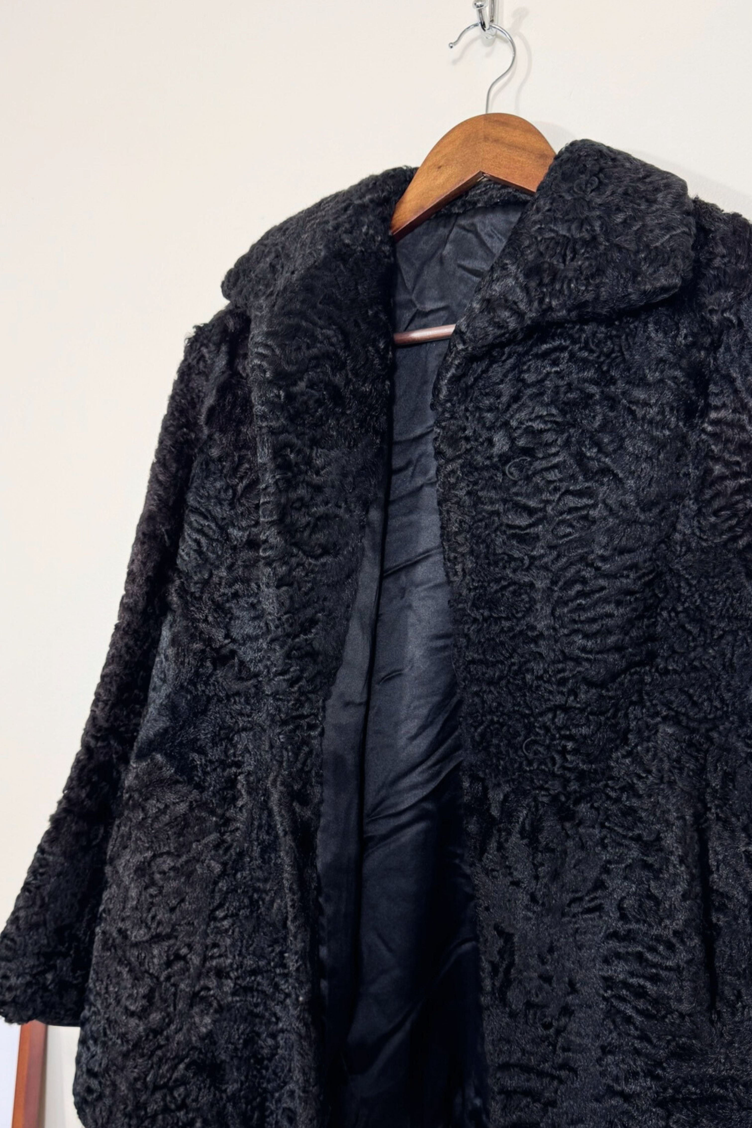 Veste fourrure astrakan noire