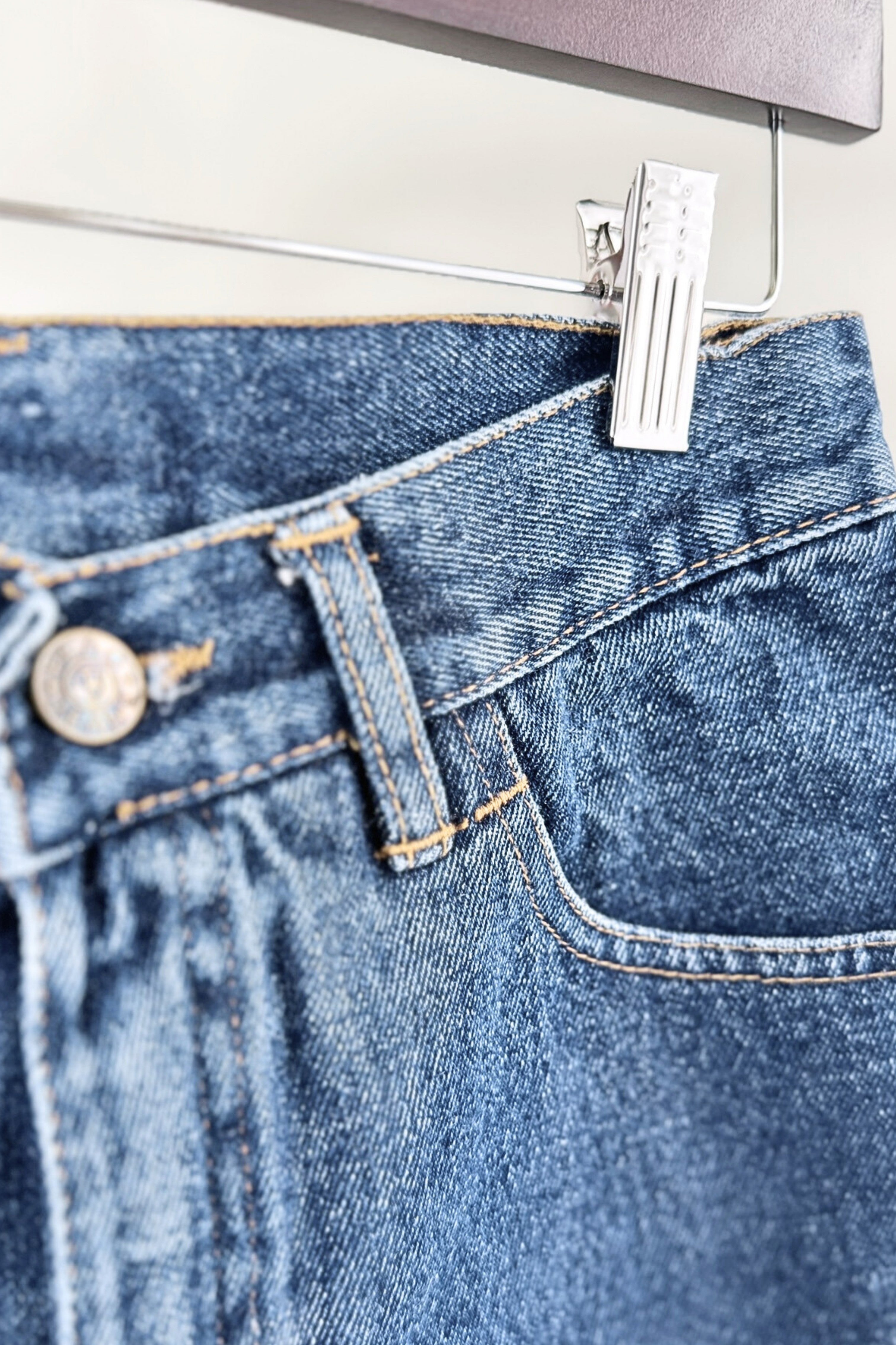Short en jeans court denim brut