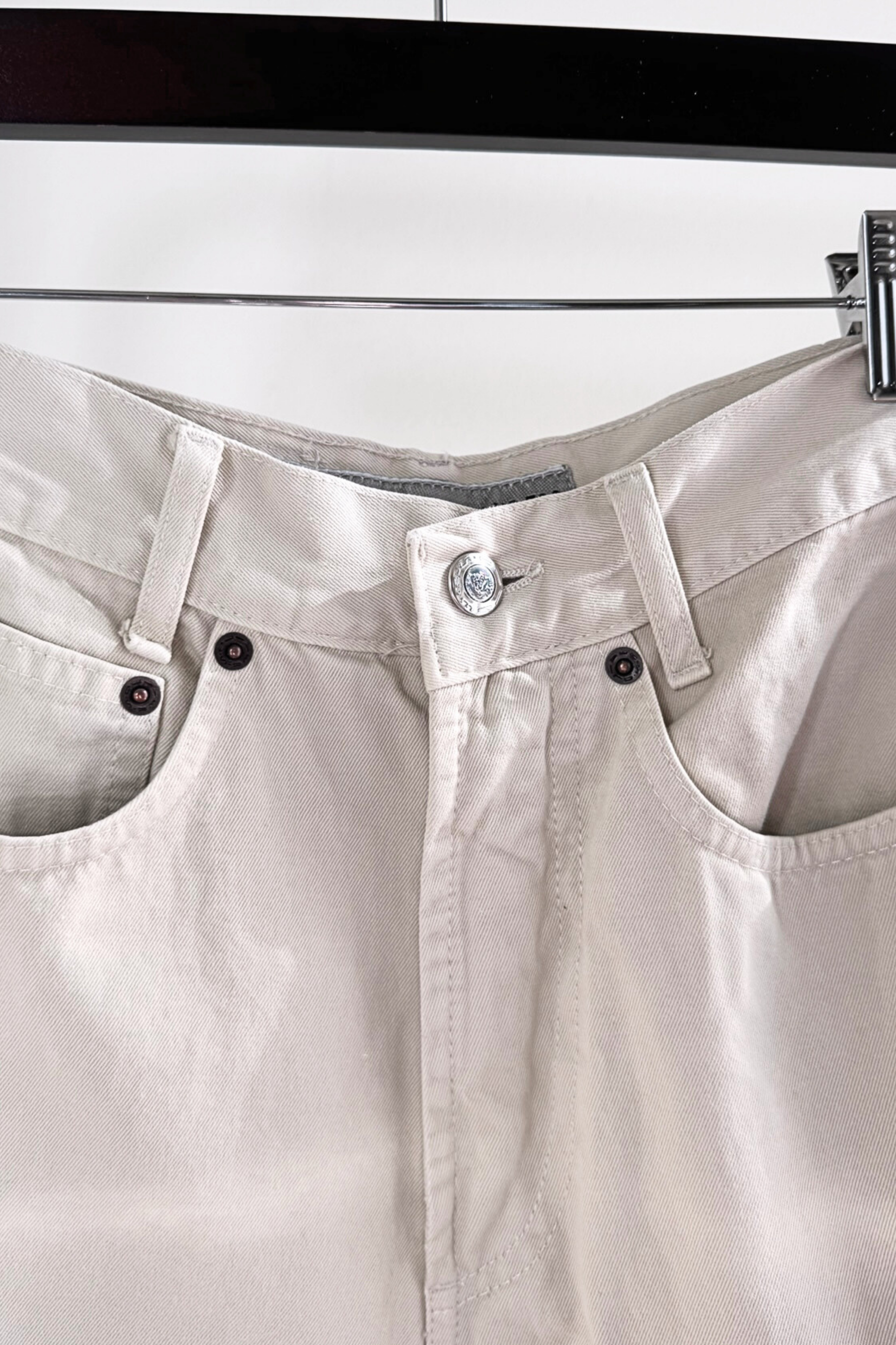 Bermuda taille haute en jeans écru