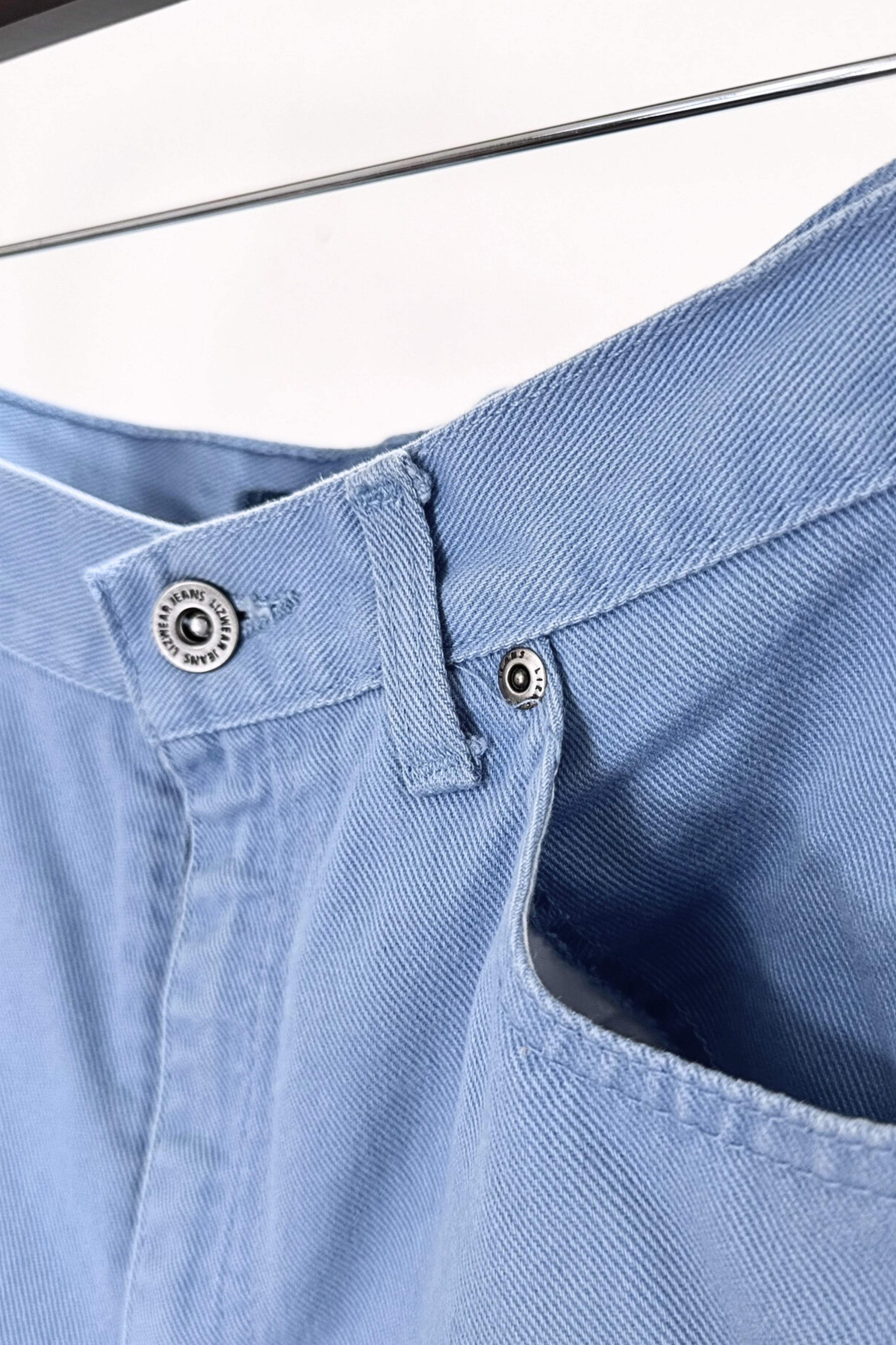 Bermuda en jeans bleu clair