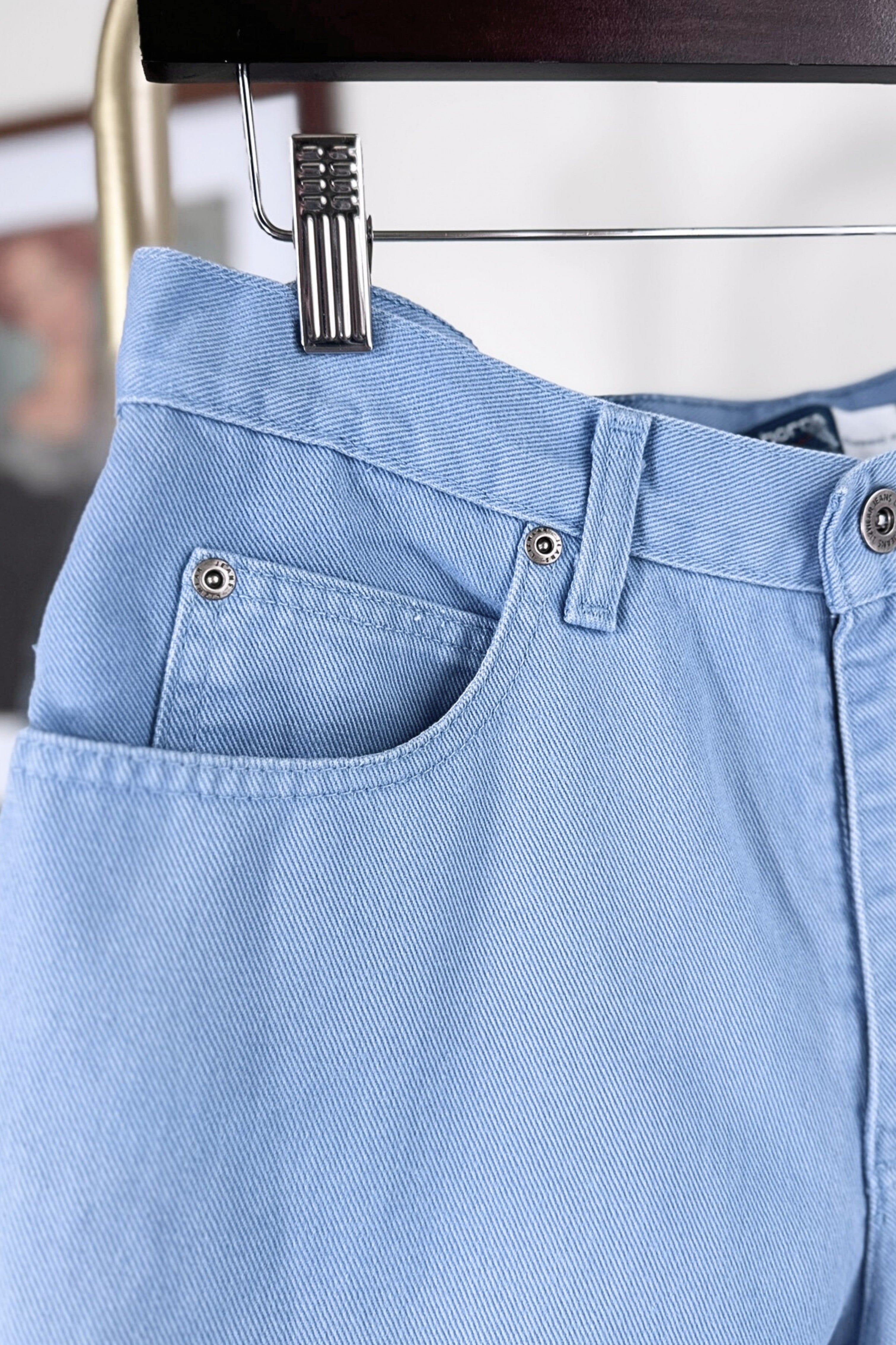 Bermuda en jeans bleu clair