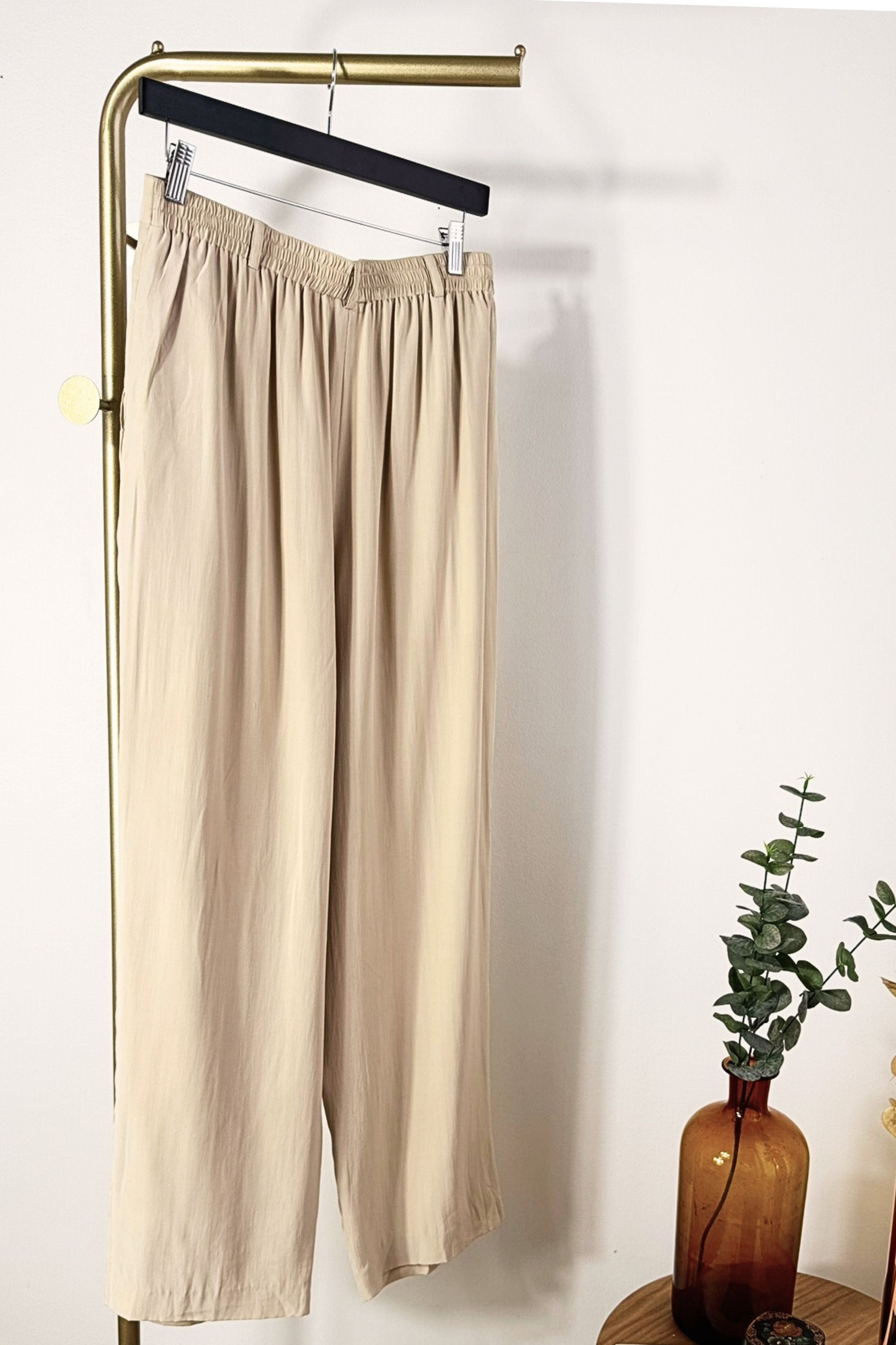 Pantalon large en soie beige