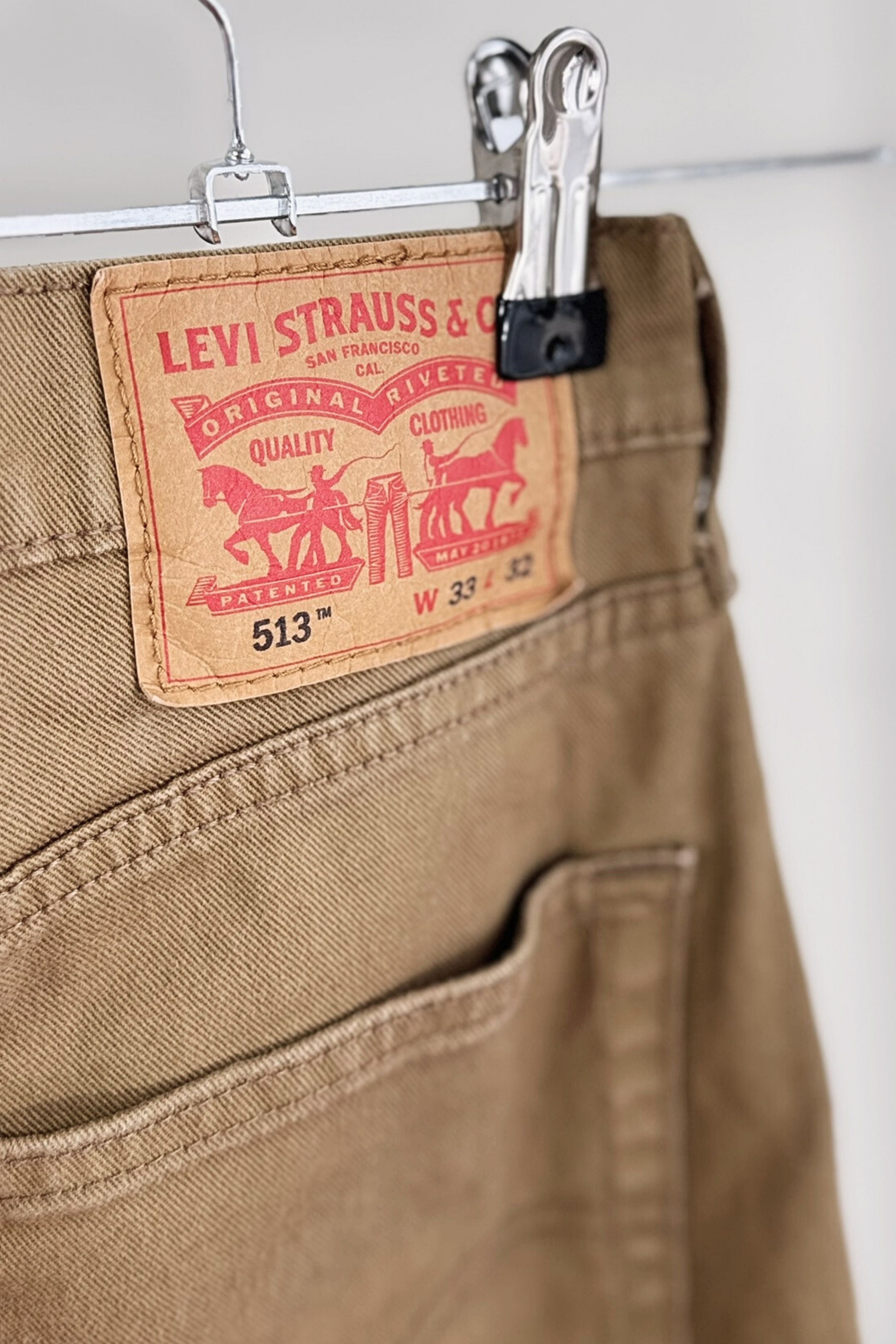 Jeans Levi's 513 W33 L32 marron