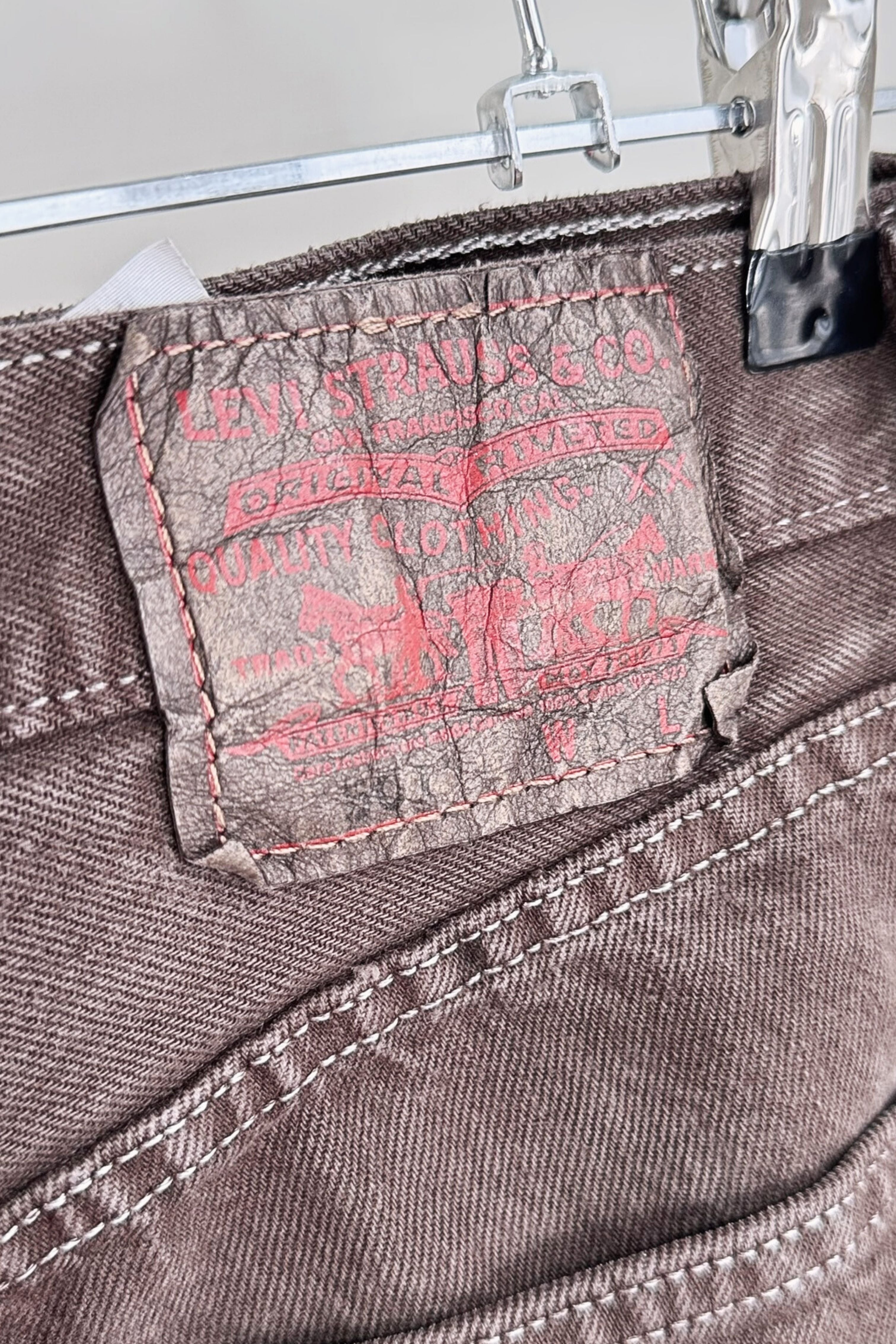 Jeans Levi's 501 W31 L32 marron