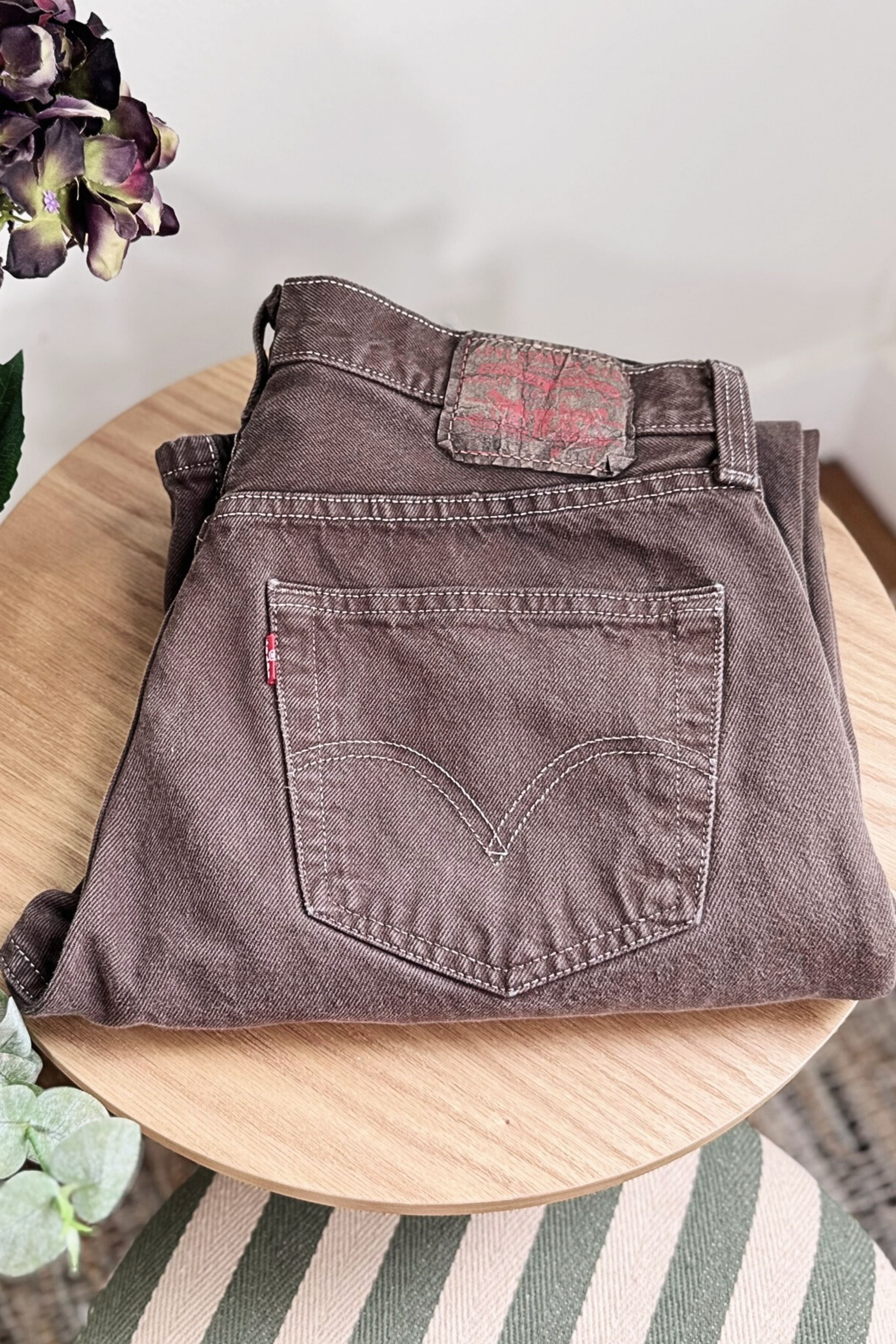 Jeans Levi's 501 W31 L32 marron