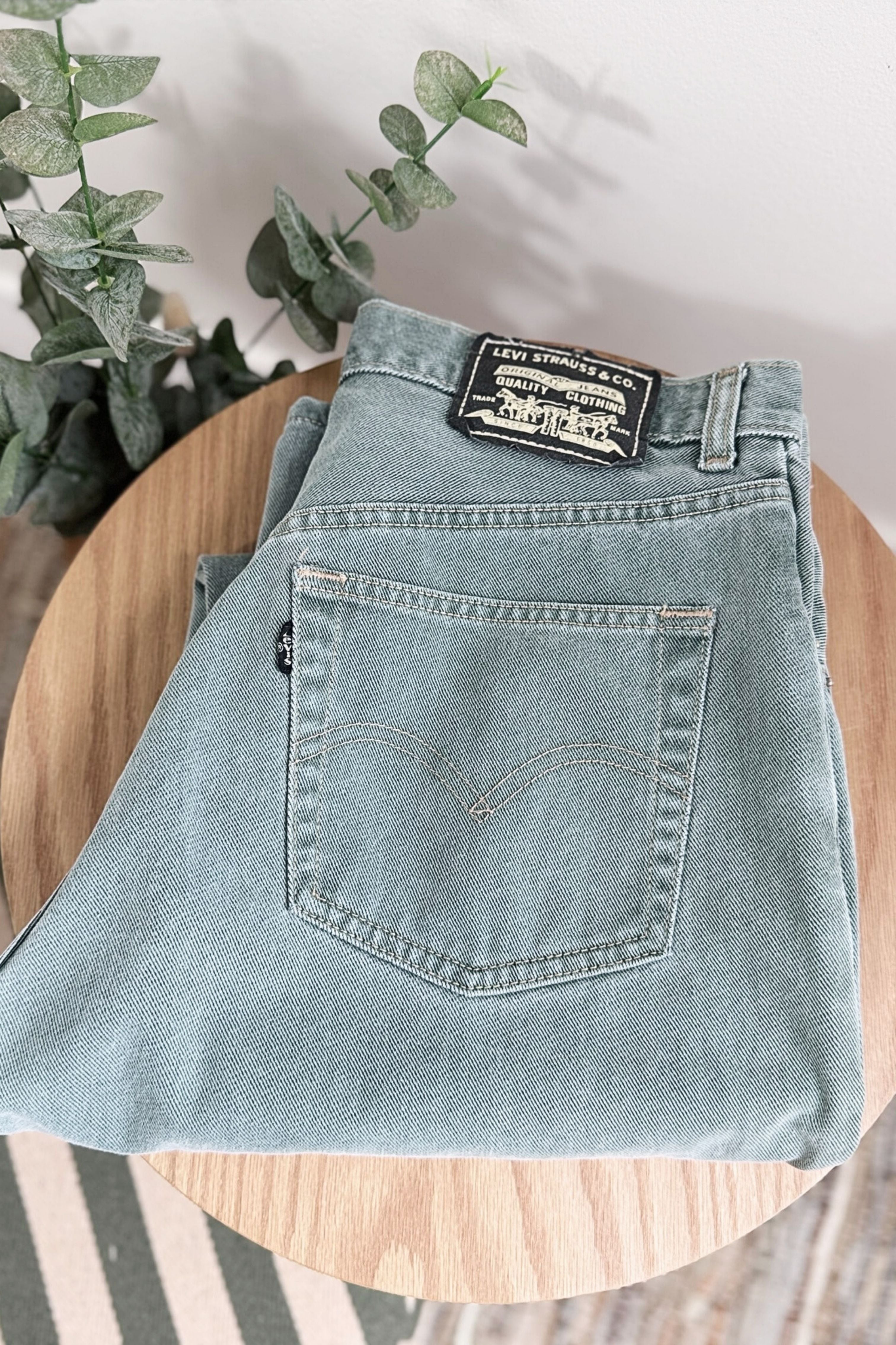 Jeans Levi's 501 W28 L34 vert sauge