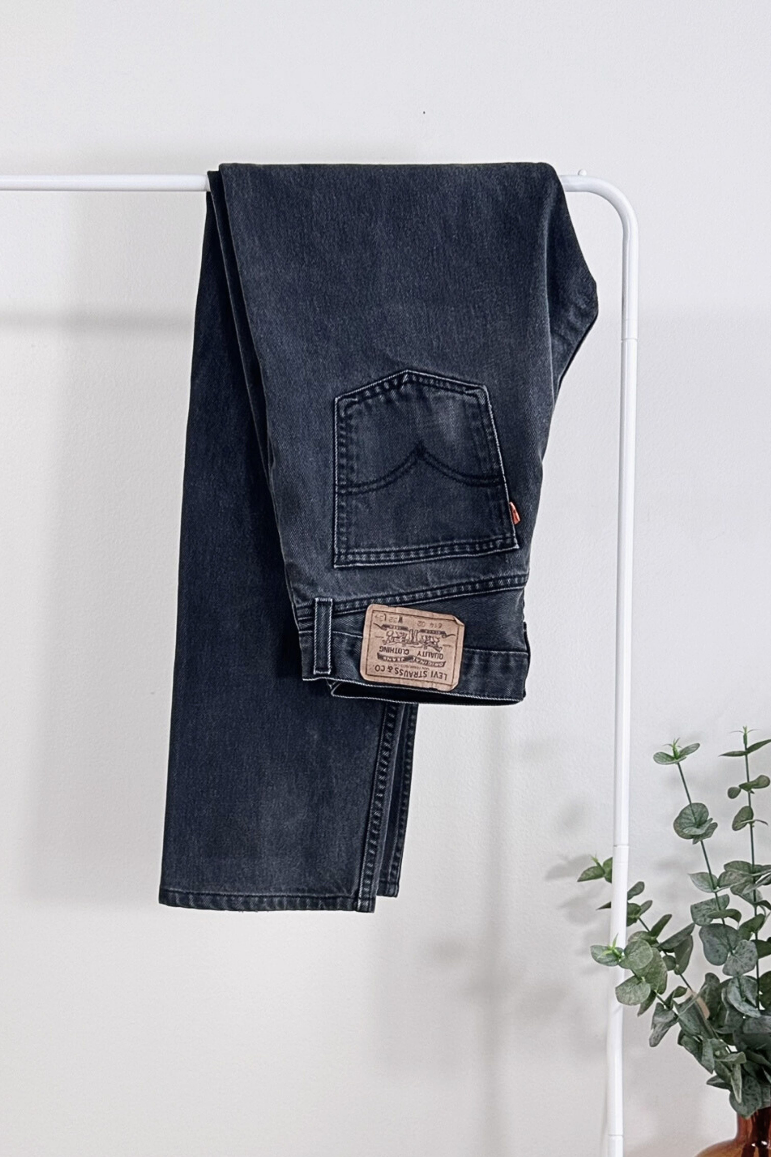 Jeans Levi's 614 W32 L34 gris