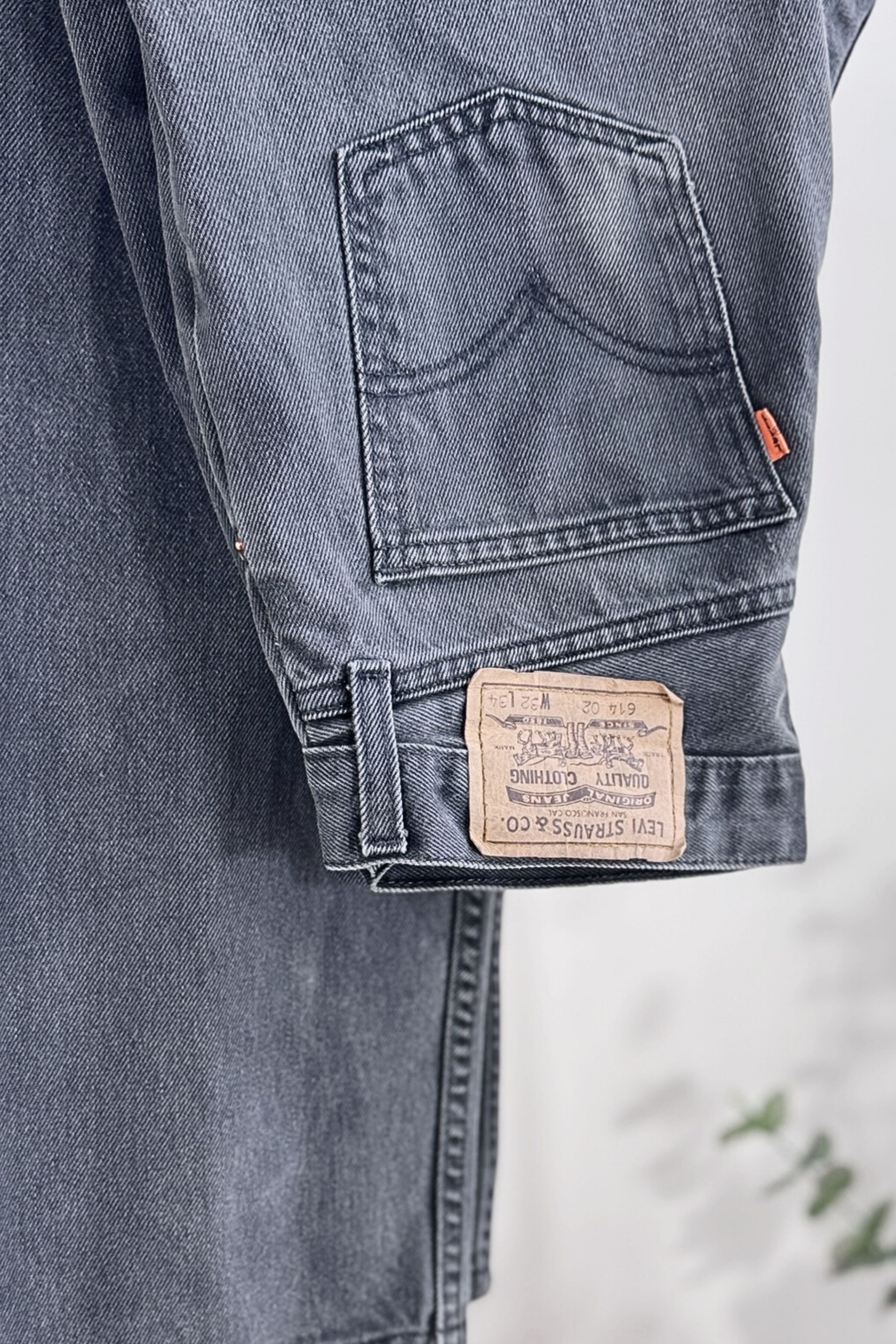 Jeans Levi's 614 W32 L34 gris