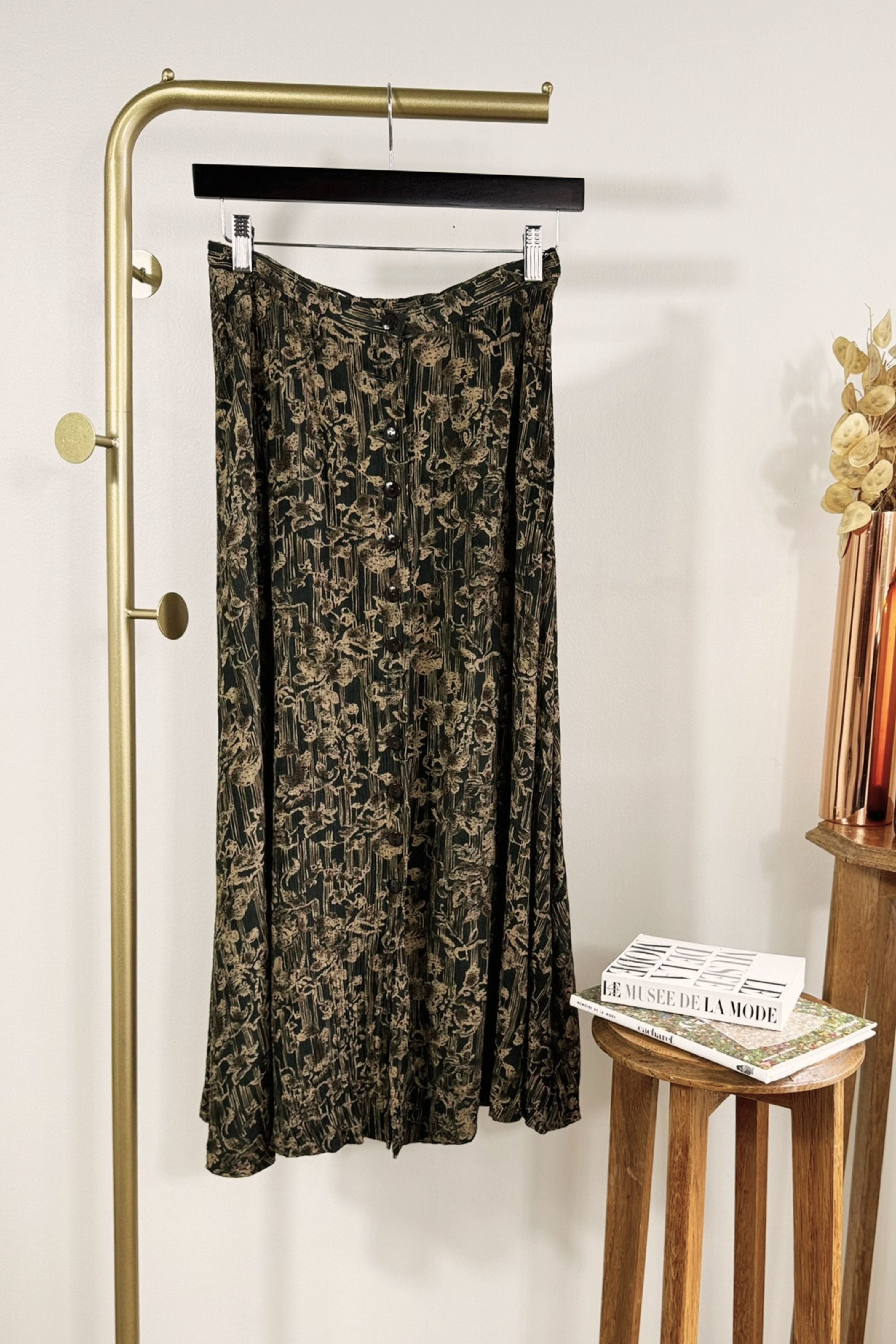 Long khaki patterned silk skirt