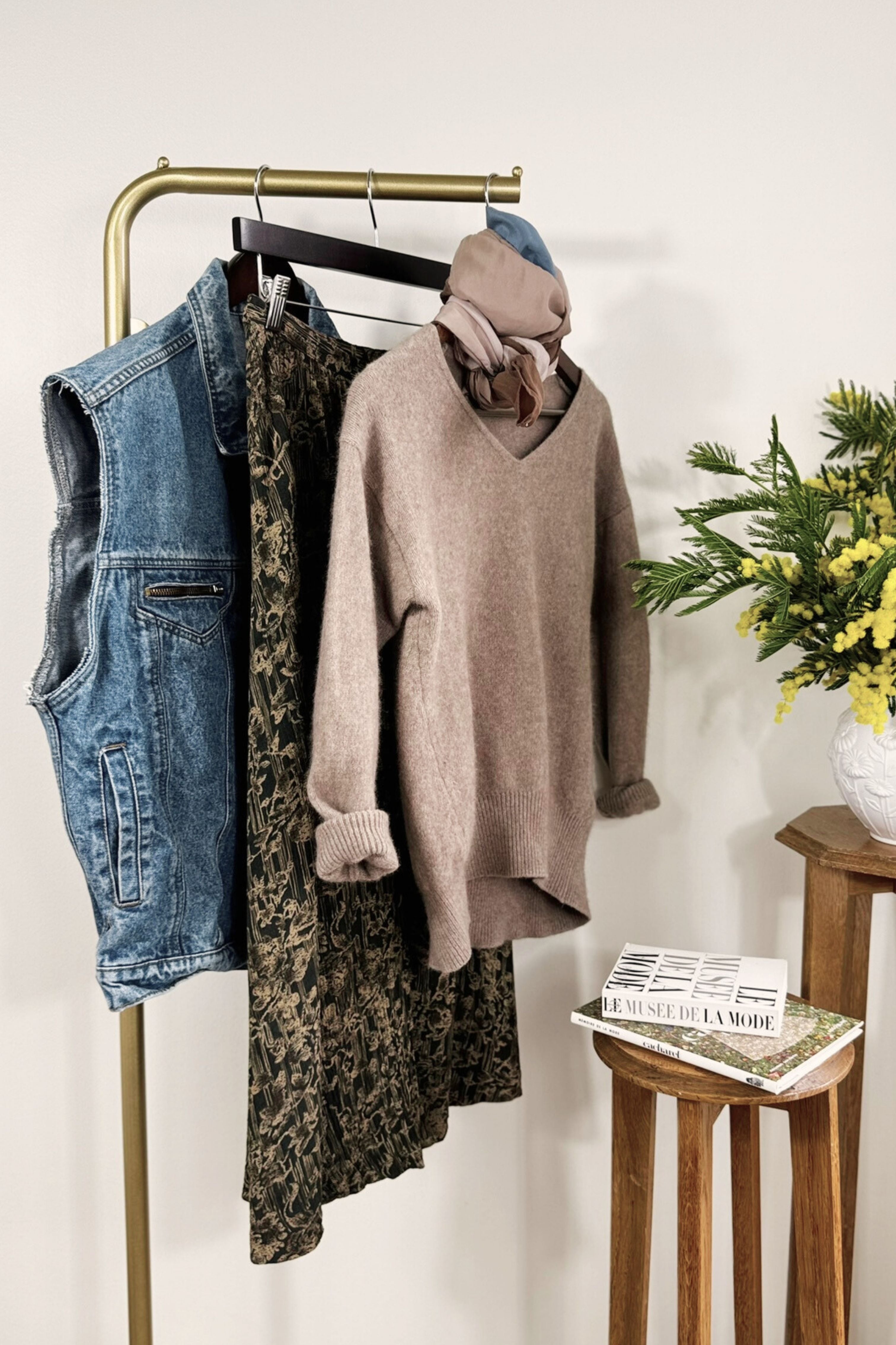 Long khaki patterned silk skirt