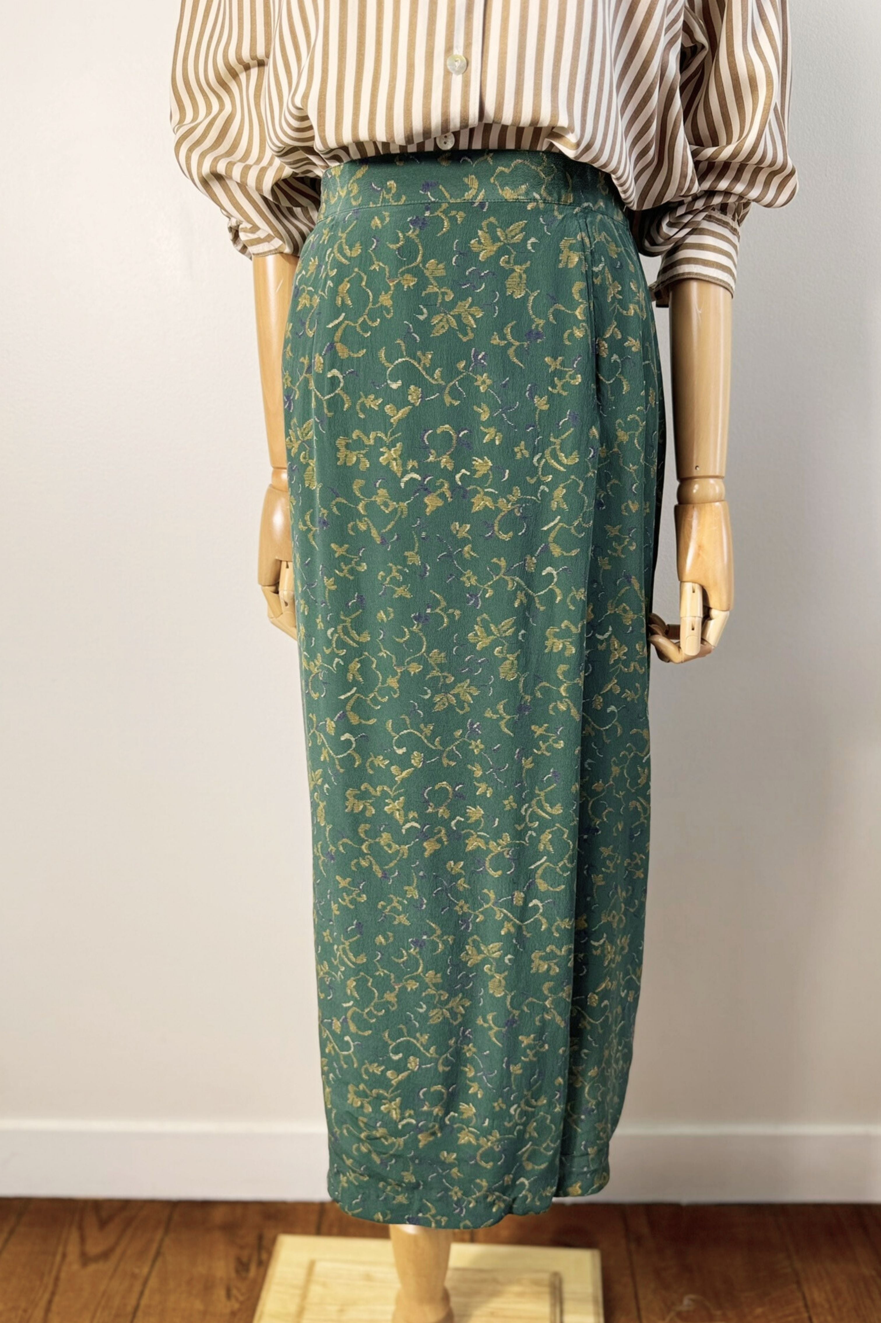 Green linen pencil skirt