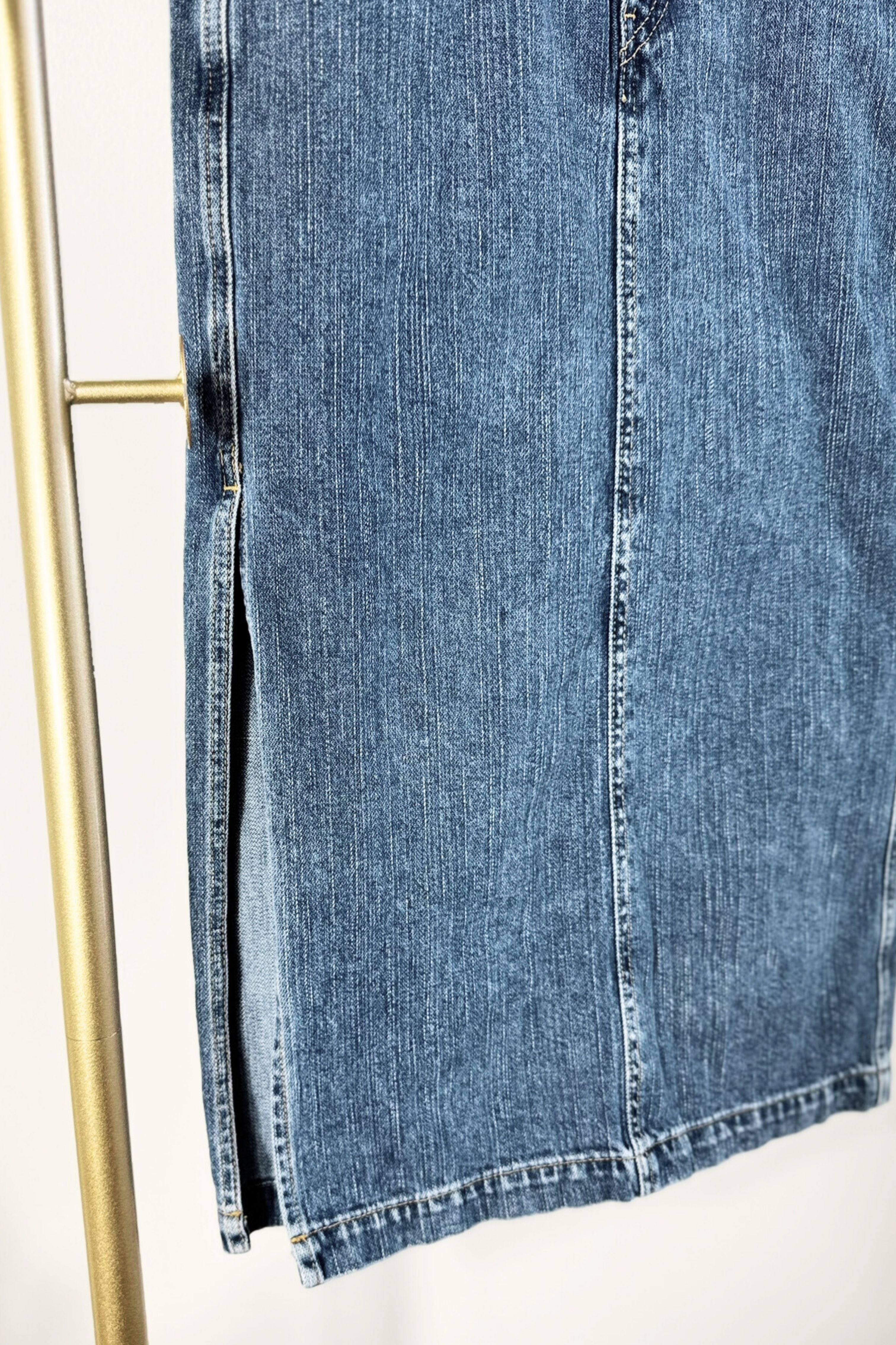 Jupe midi droite Levi's en jeans moyen