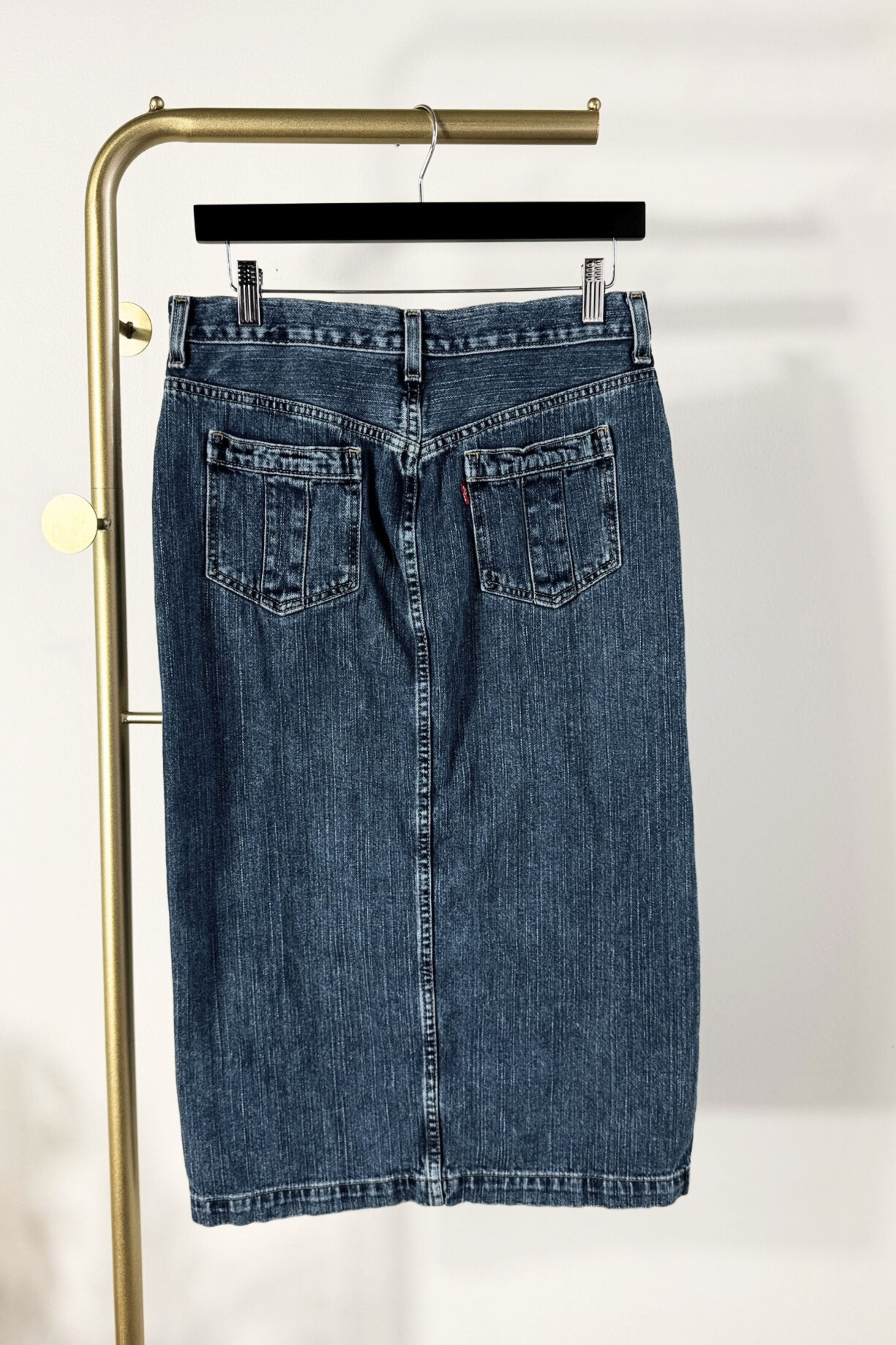Jupe midi droite Levi's en jeans moyen