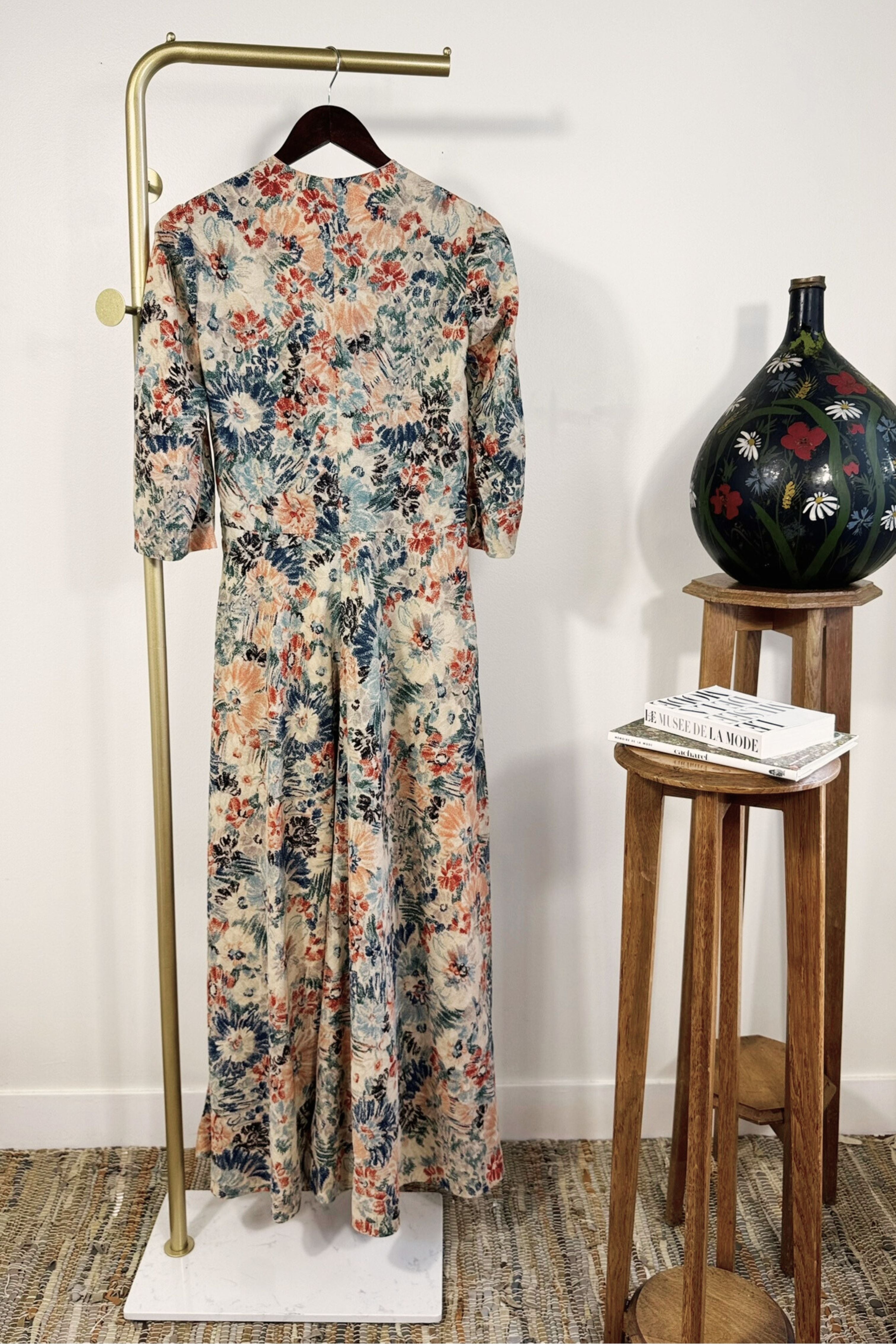 Robe longue évasée à fleurs beige