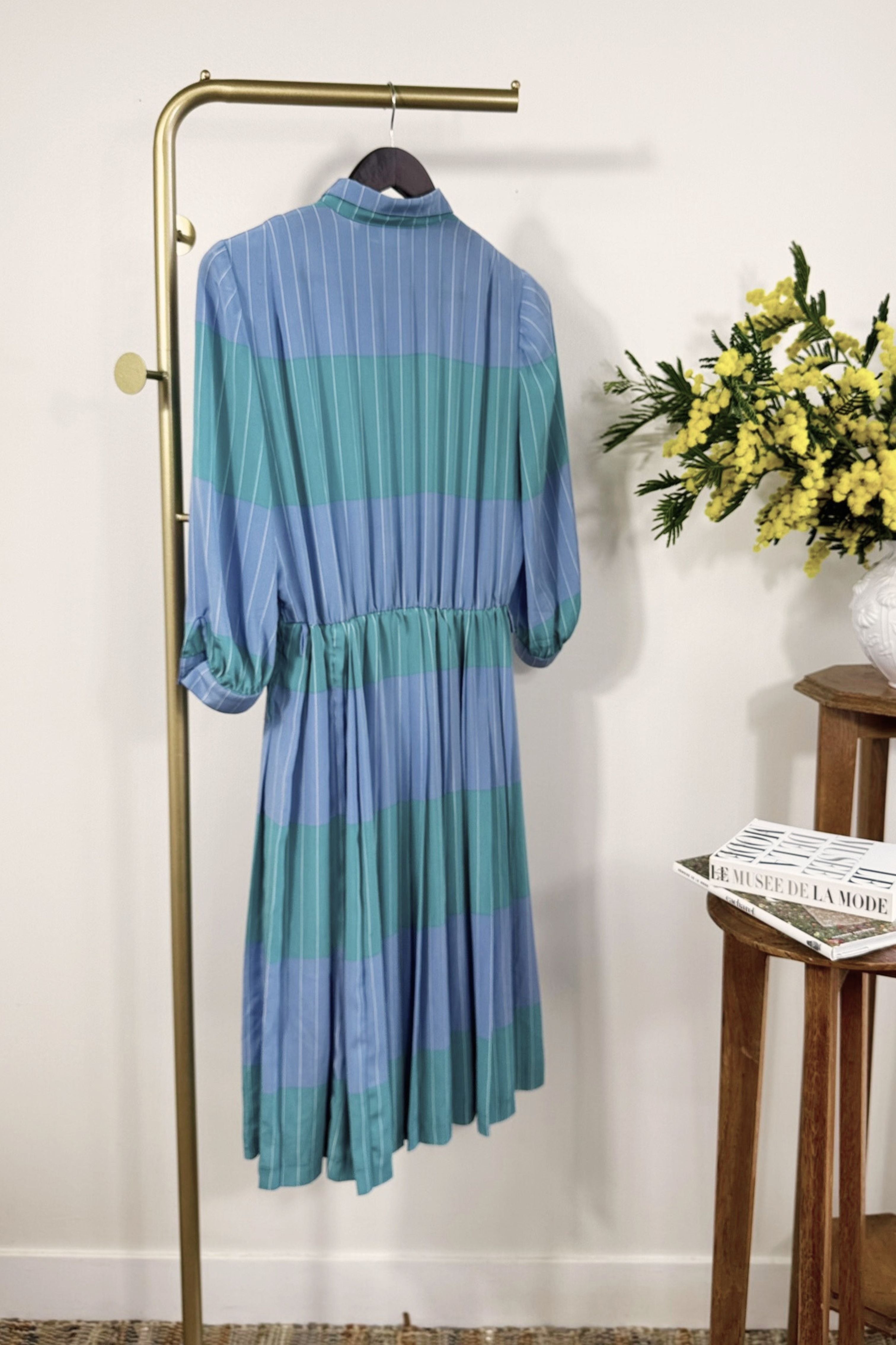 Robe midi plissée à rayures mauve
