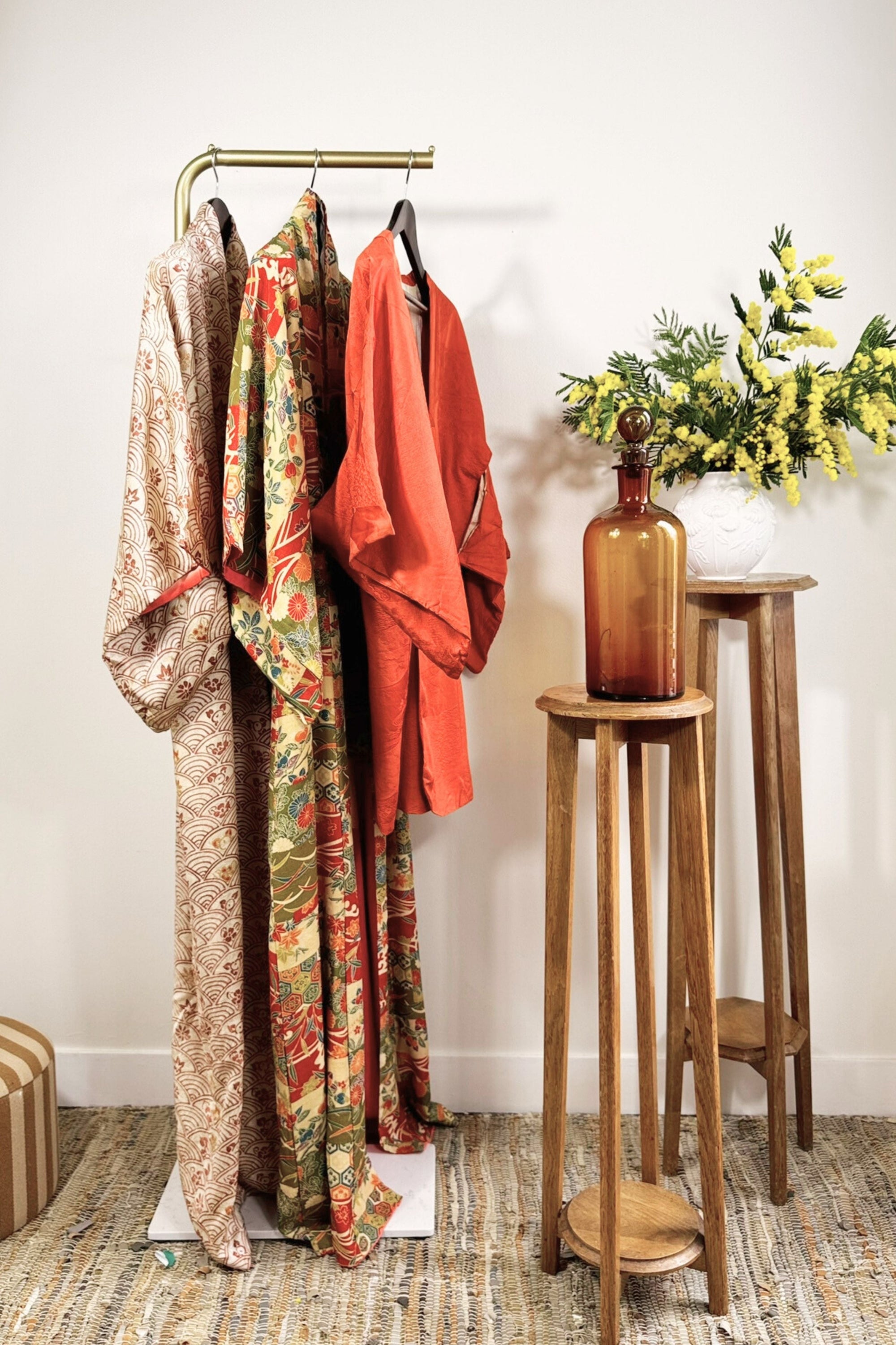Short red silk kimono