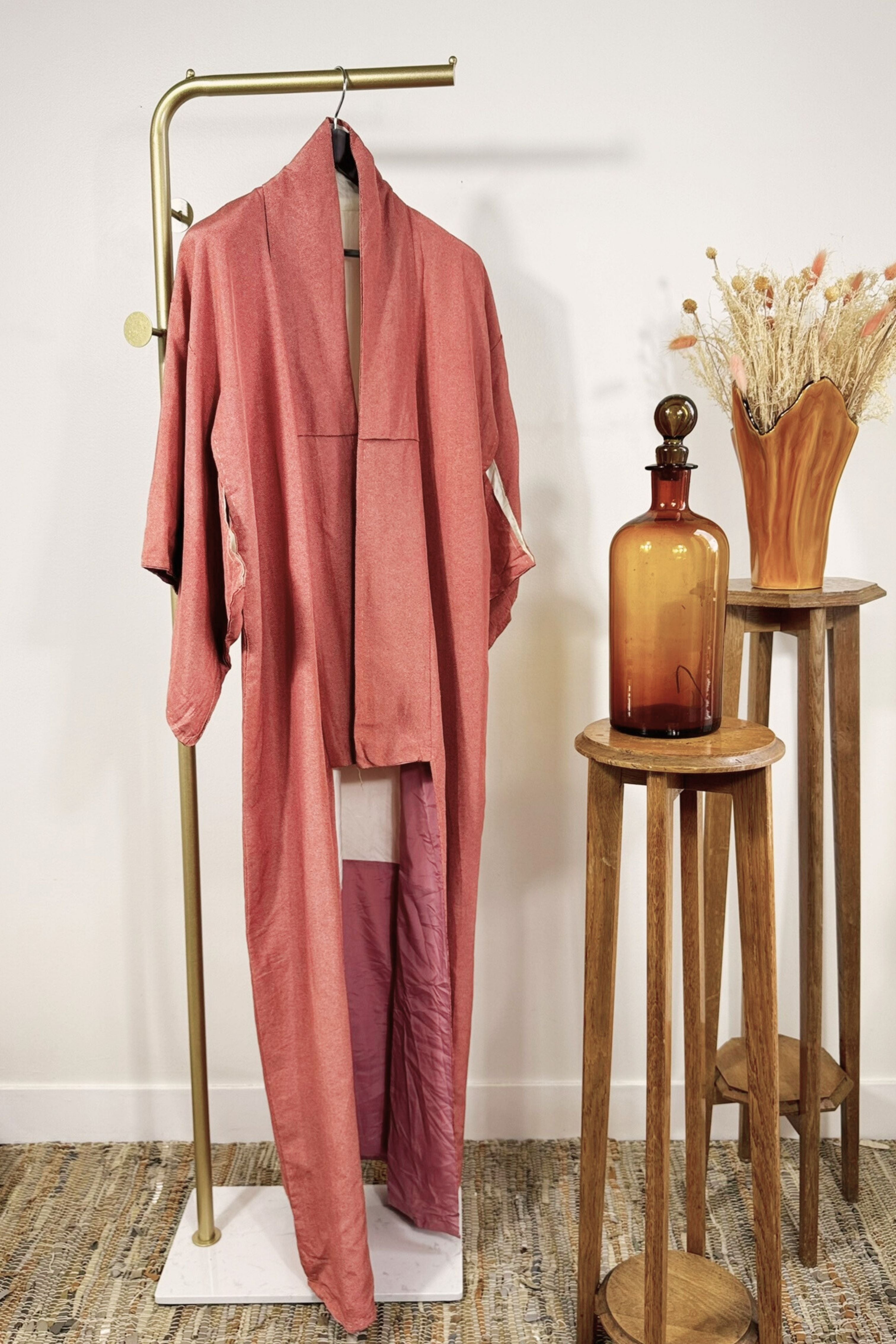 Kimono long en soie à motifs rouge