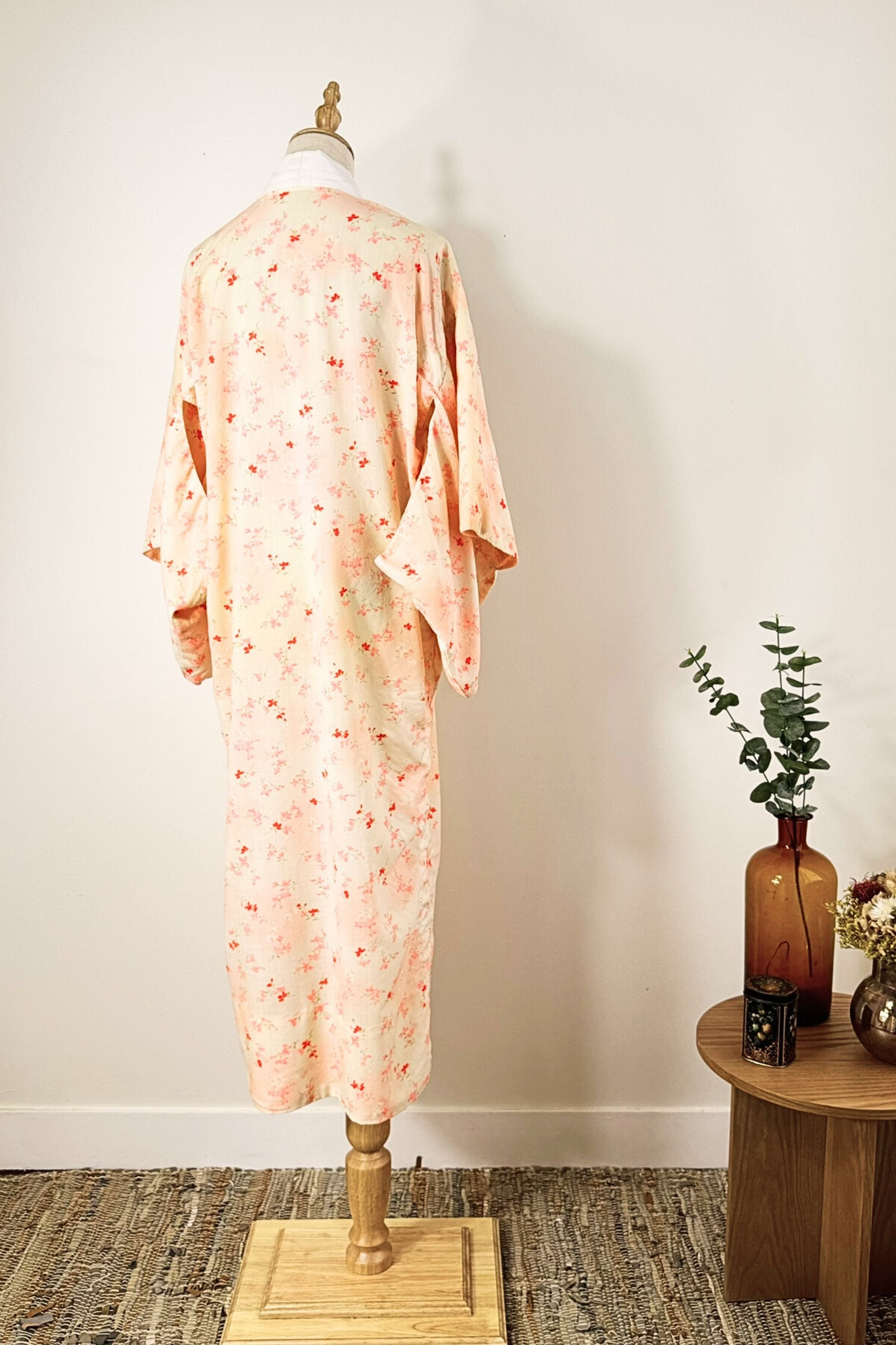Kimono mi-long en coton rose poudré