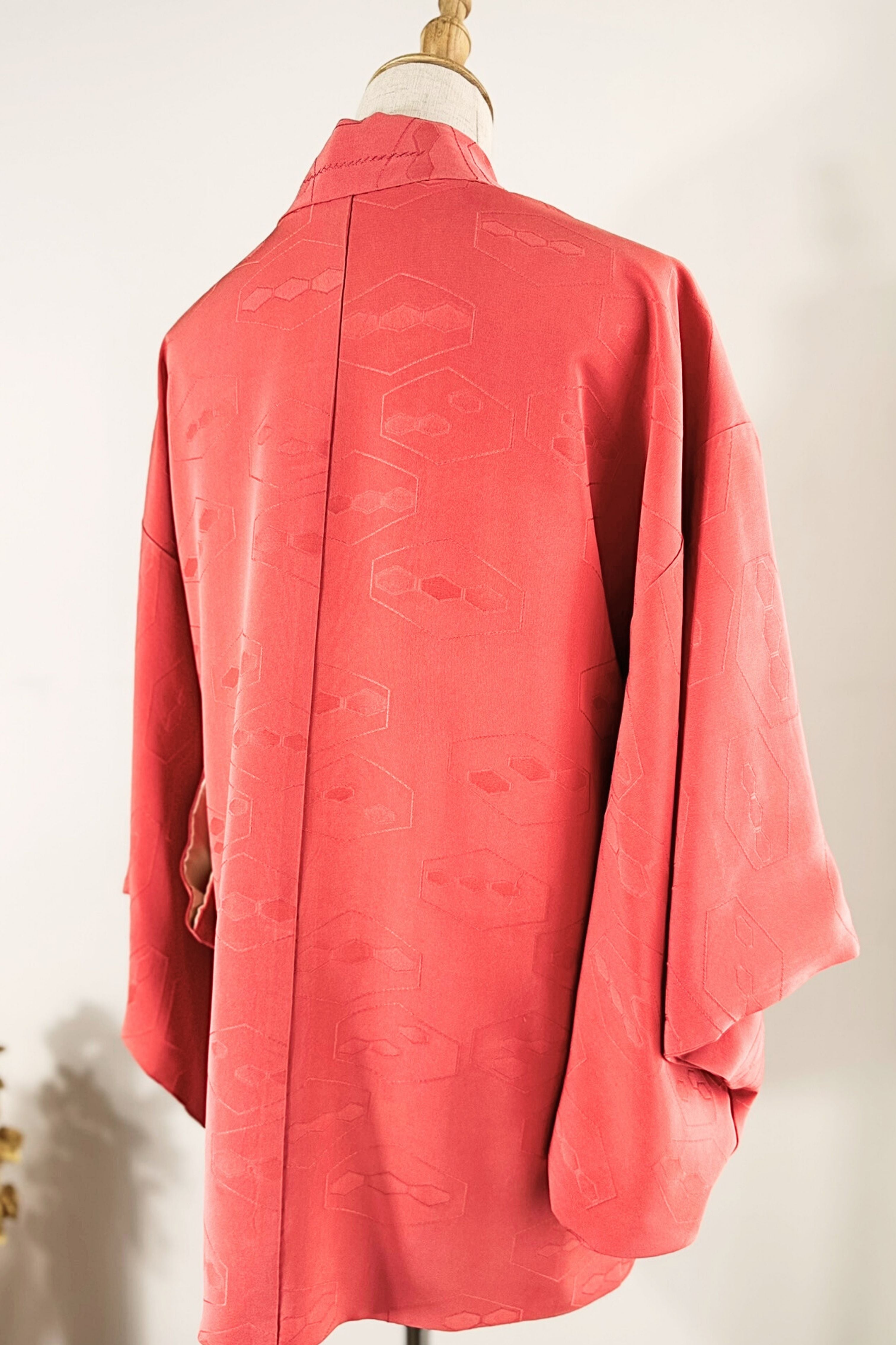 Short thick gray kimono