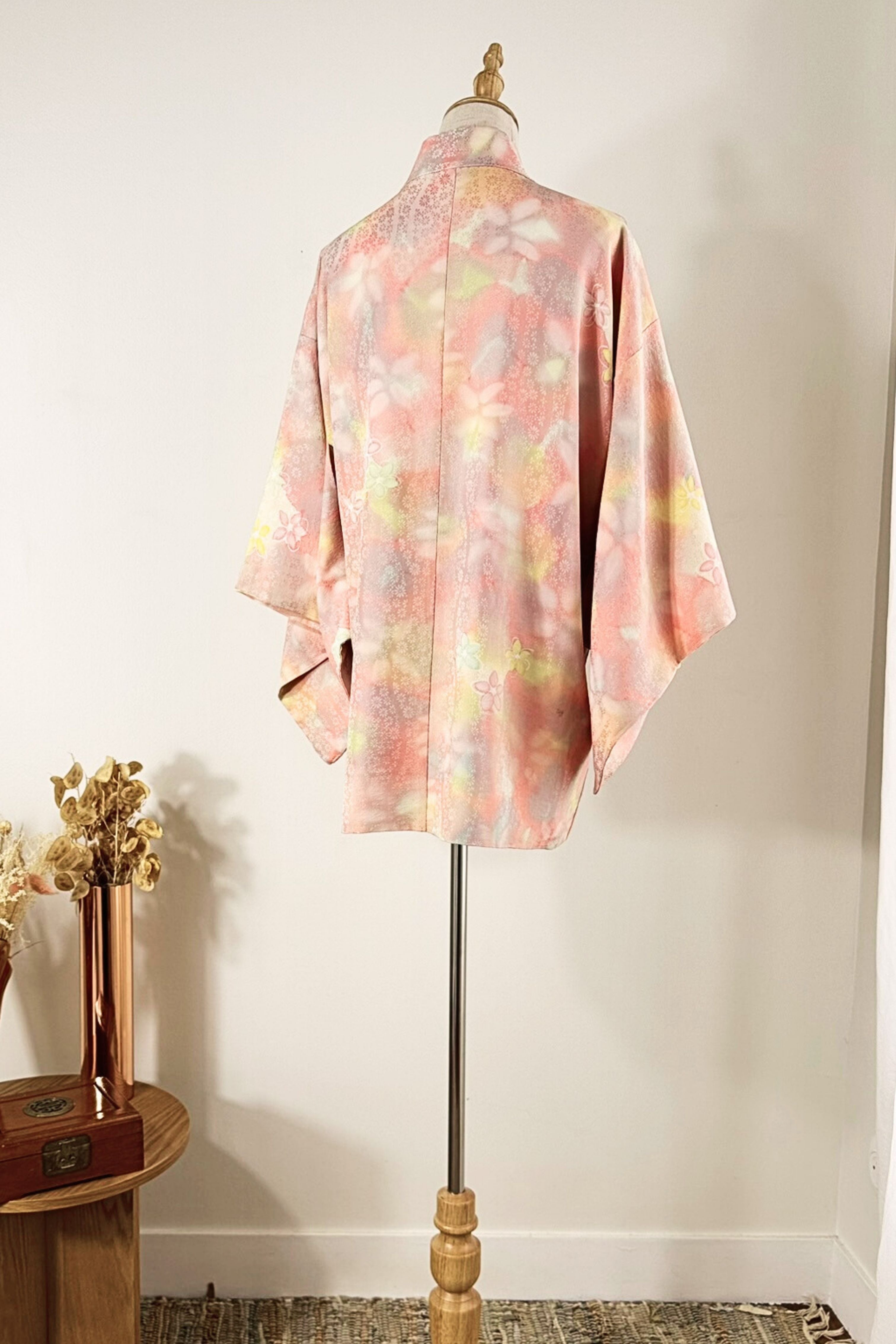 Short thick gray kimono