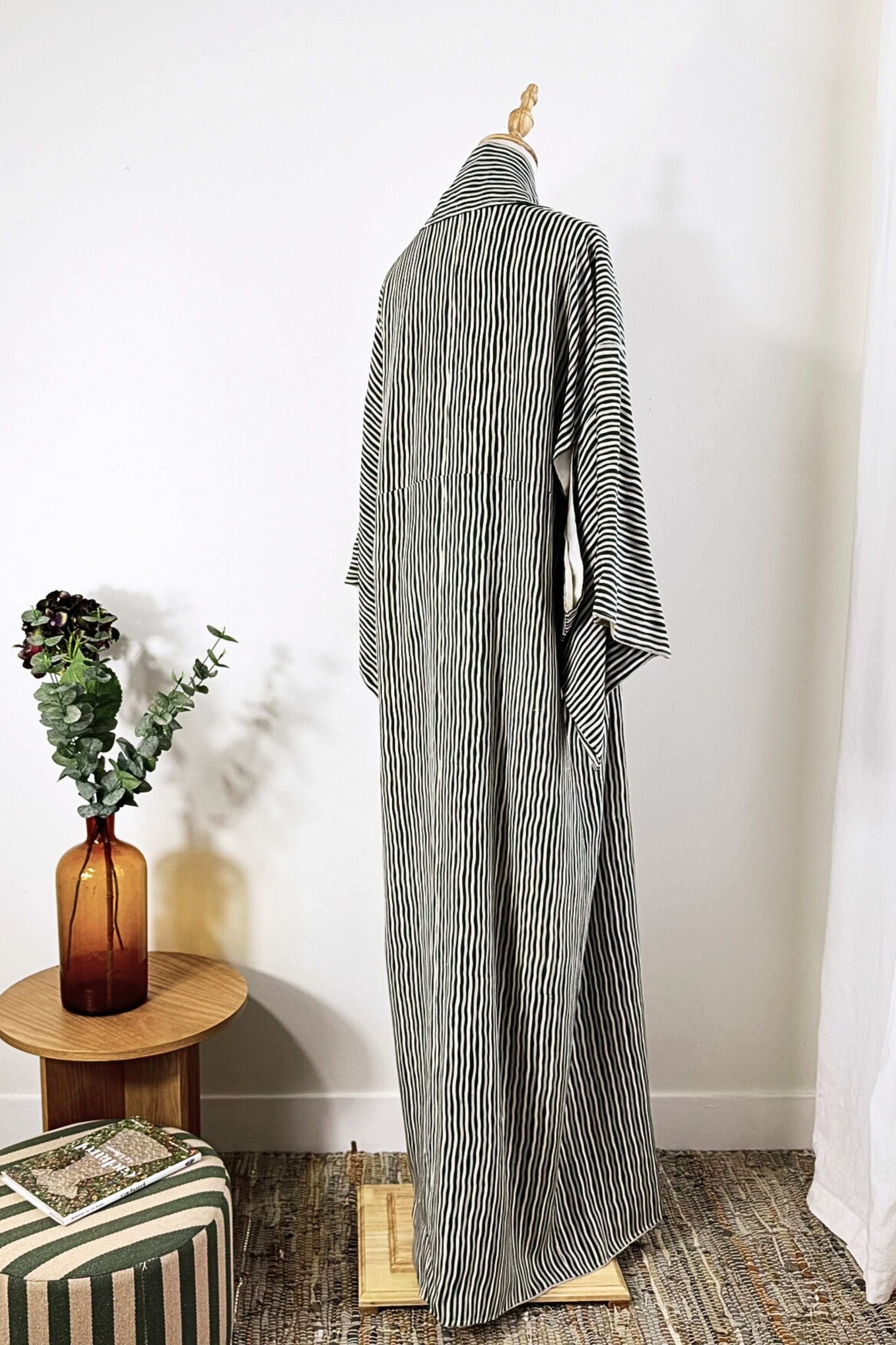 Kimono long beige à rayures vertes