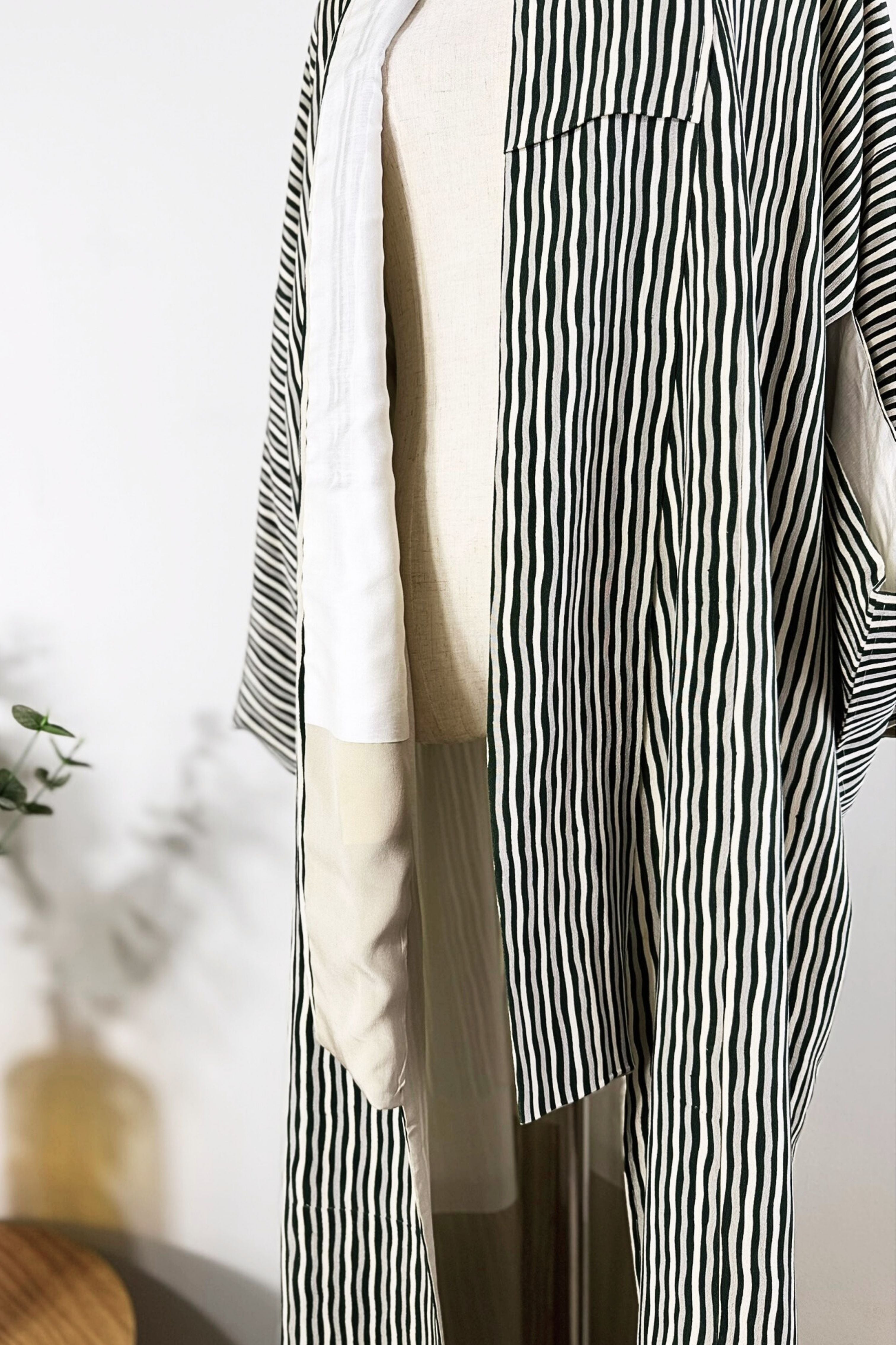 Kimono long beige à rayures vertes