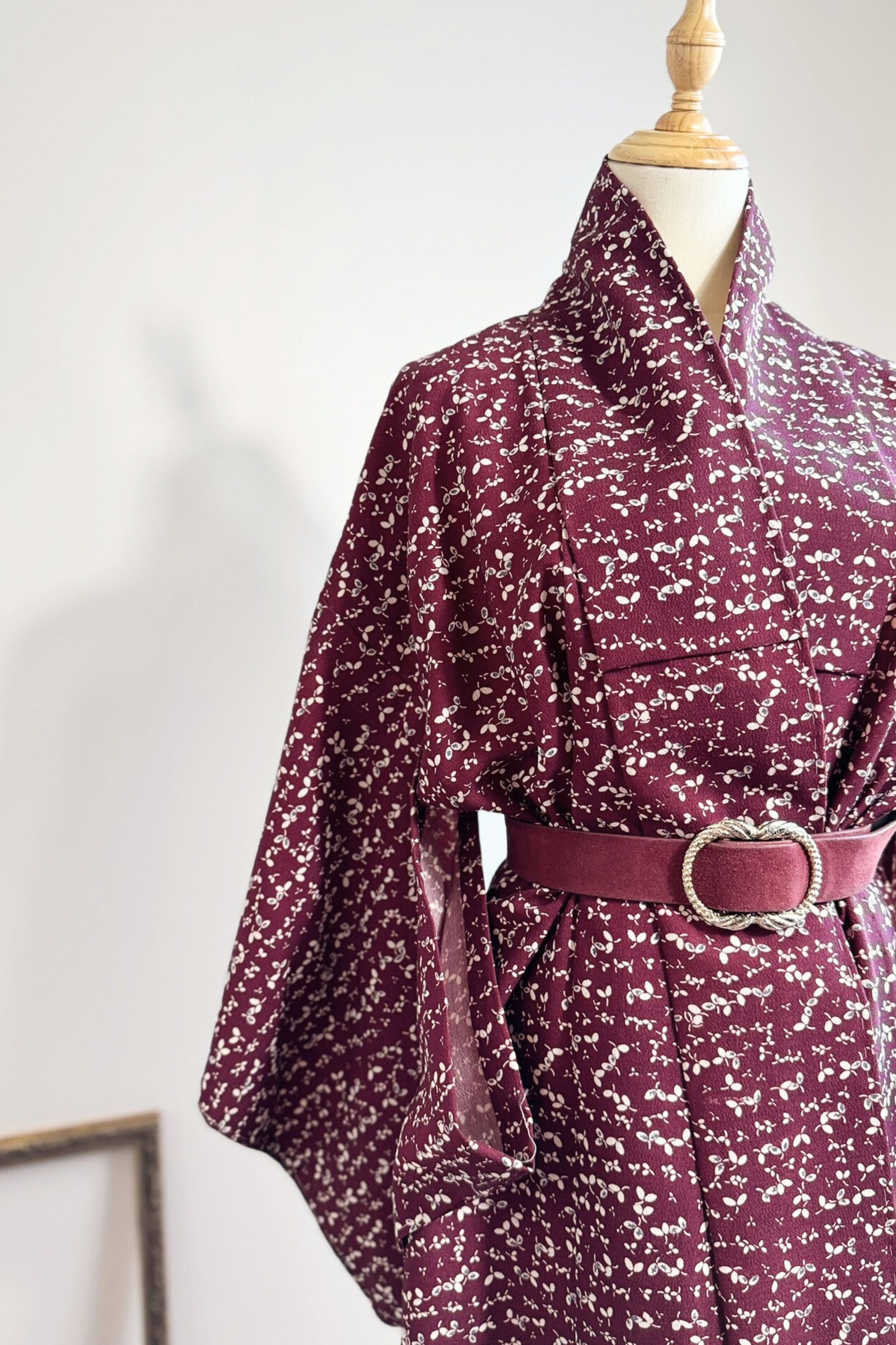 Kimono long bordeaux en coton enduit imprimé