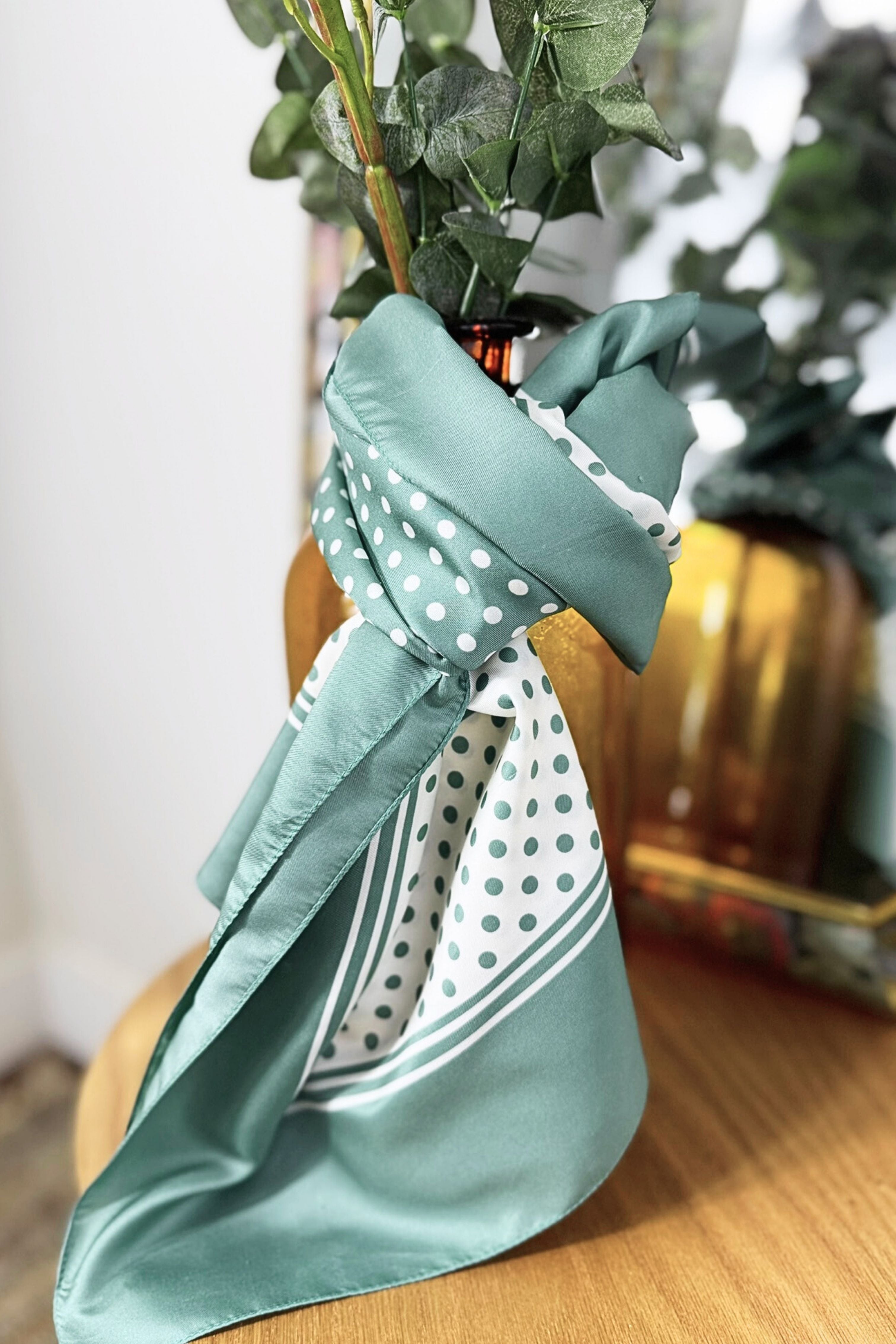 White floral print silk scarf