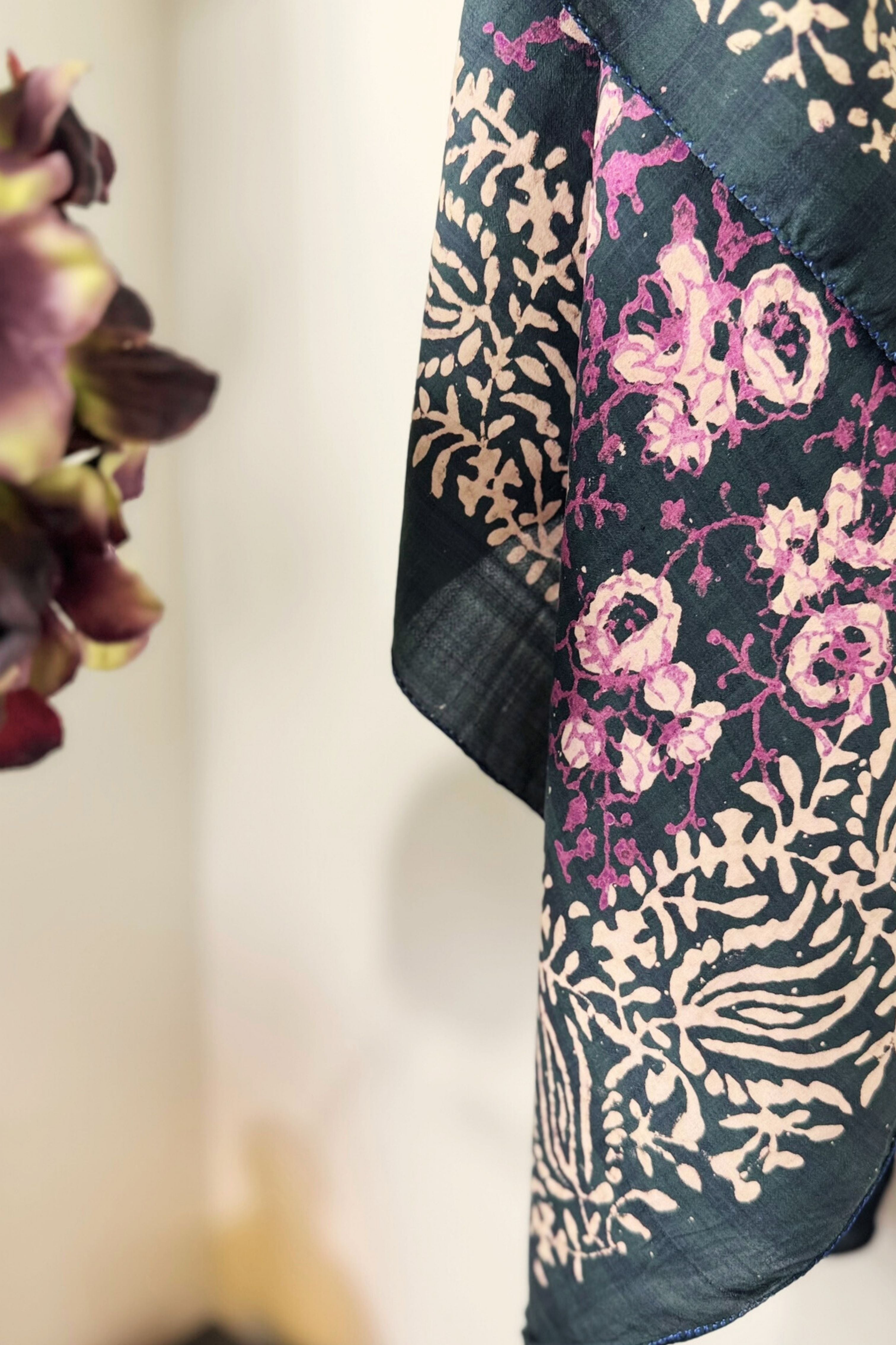 White floral print silk scarf