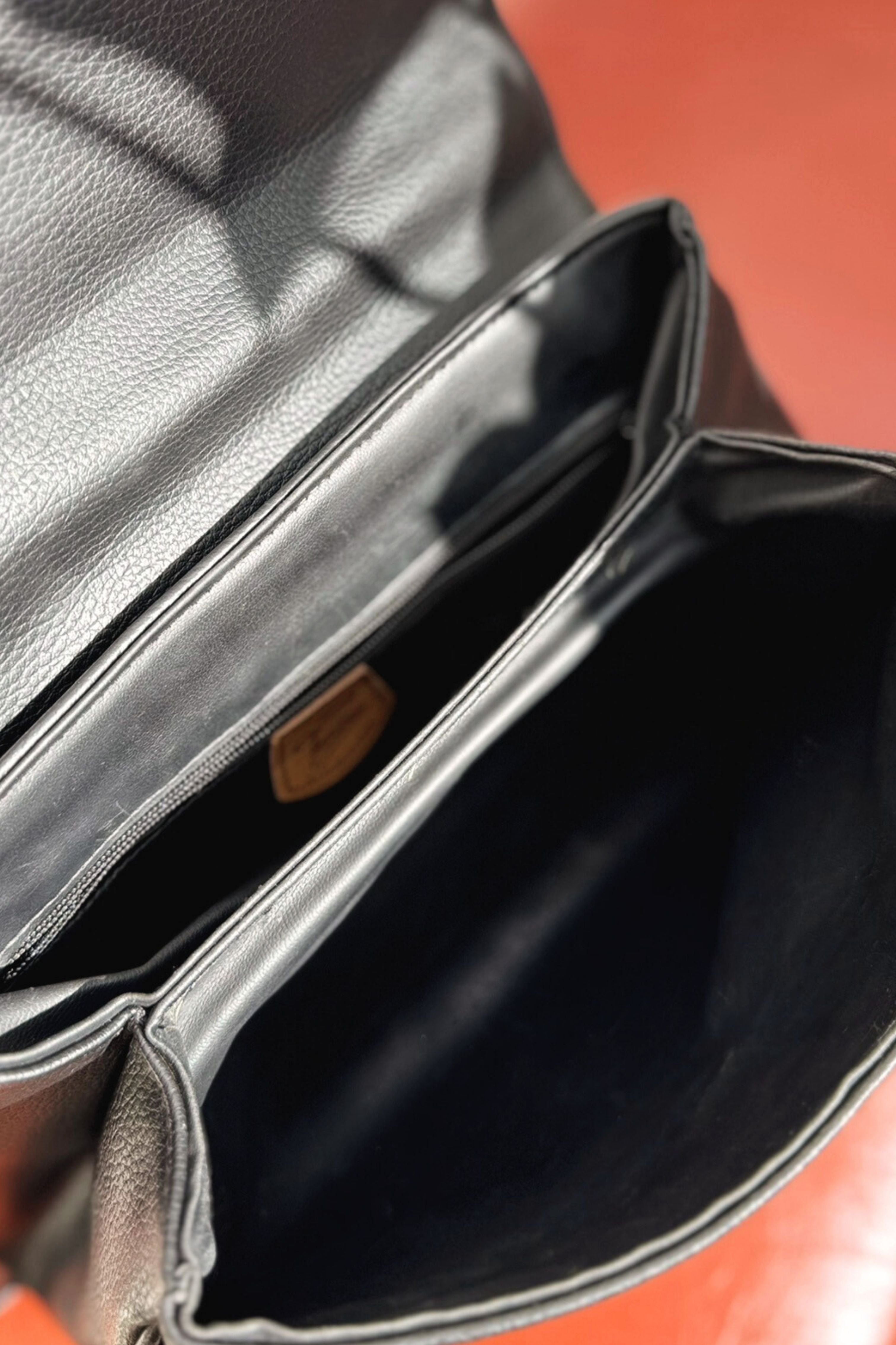 Sac à main Texier en cuir noir