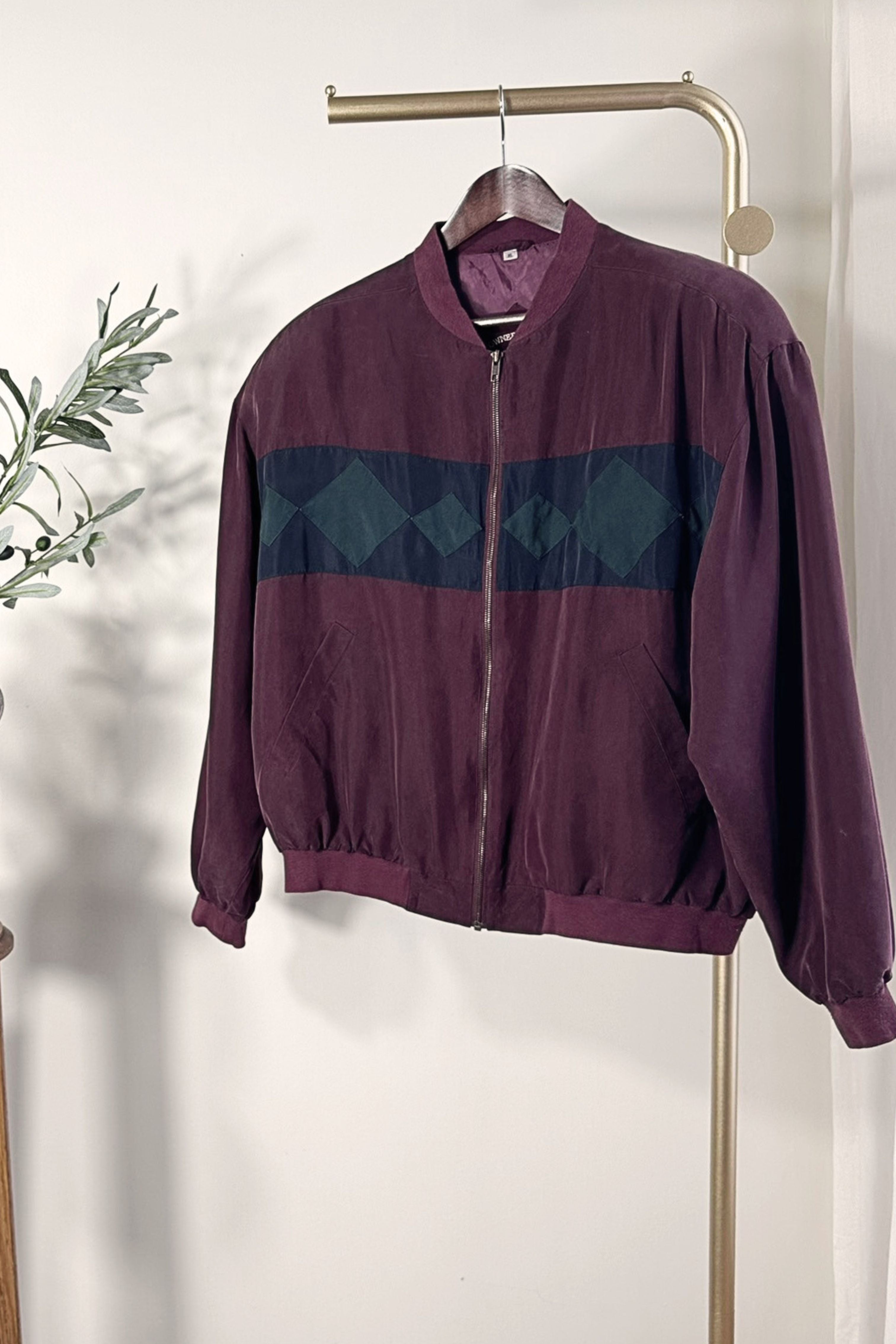 Veste bomber en soie bordeaux losanges