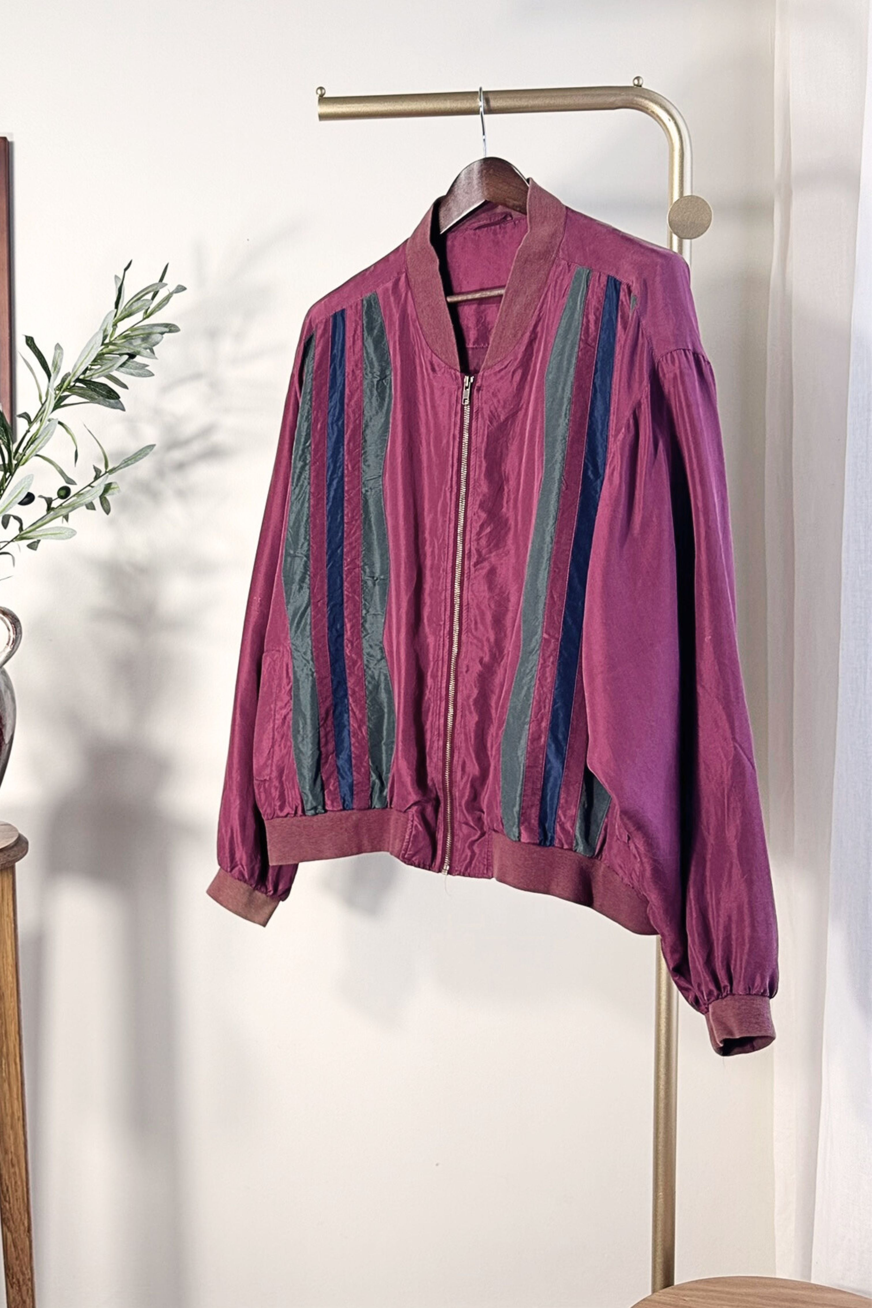 Veste bomber en soie bordeaux à rayures
